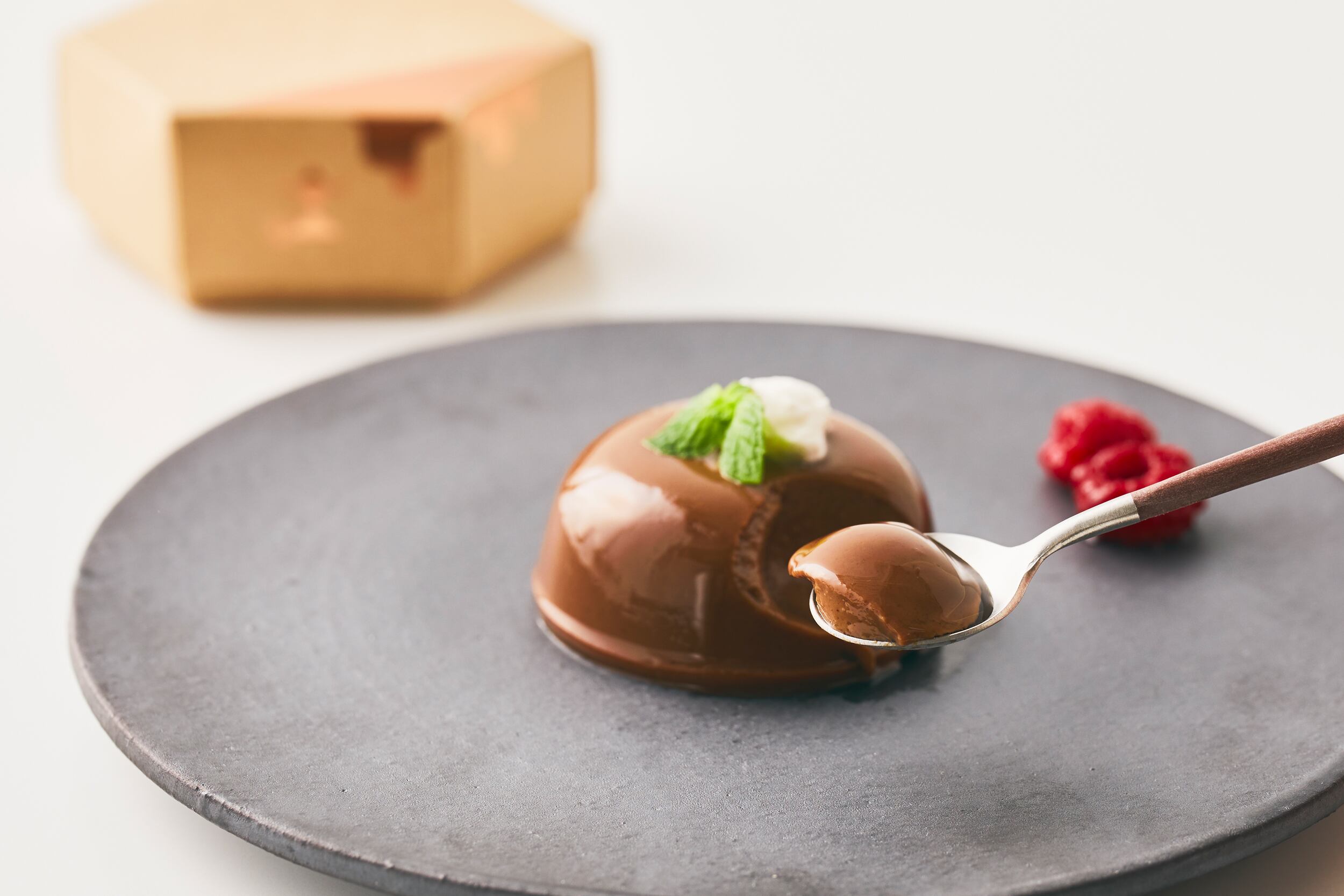 チョコレートわらぶ餅 | 京甘味 文の助茶屋 BUNNOSUKE-CHAYA