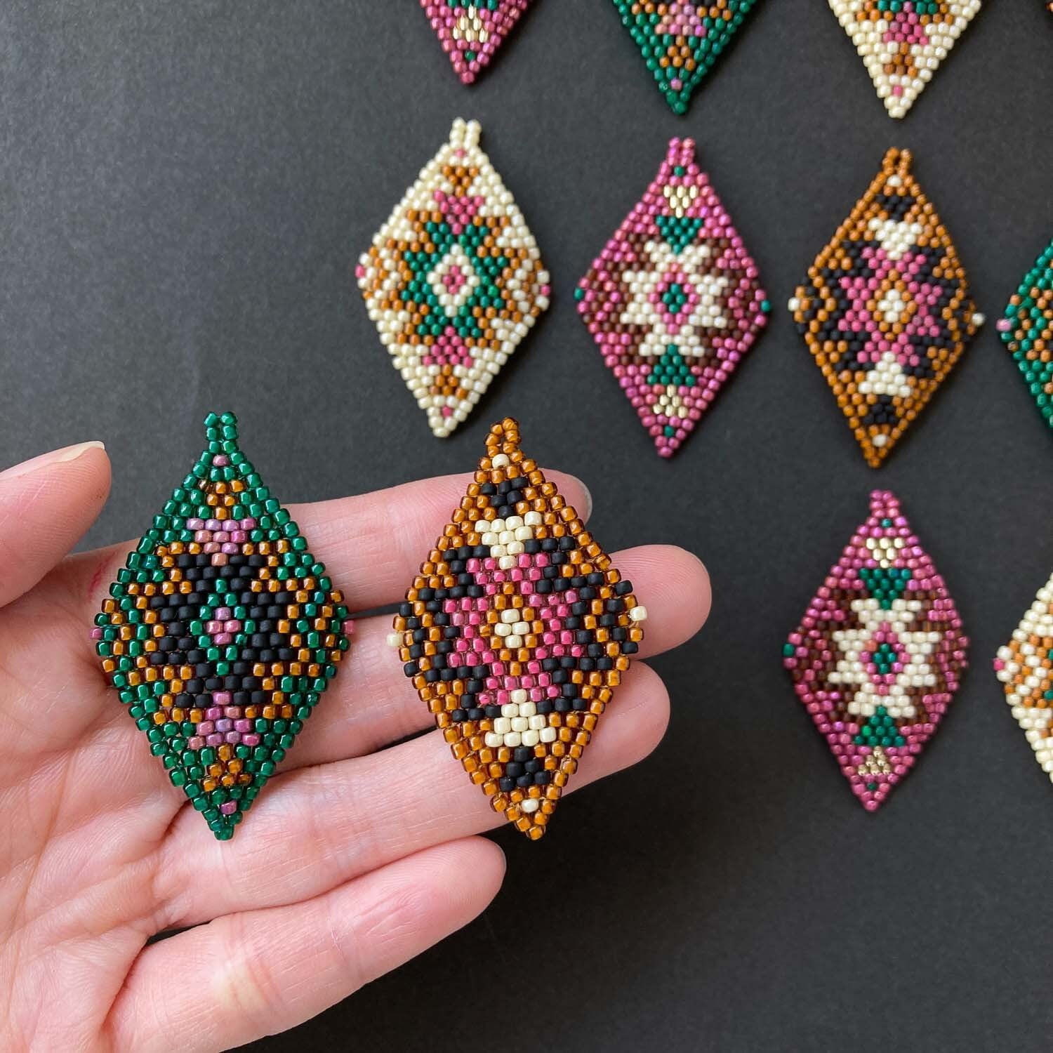 再入荷〉Duaオリジナル 幾何学模様ひし形チャーム | Dua