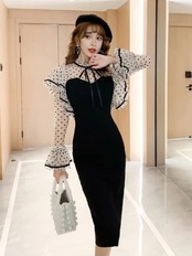 【0076】Black Polka Dot Long Sleeve Dress
