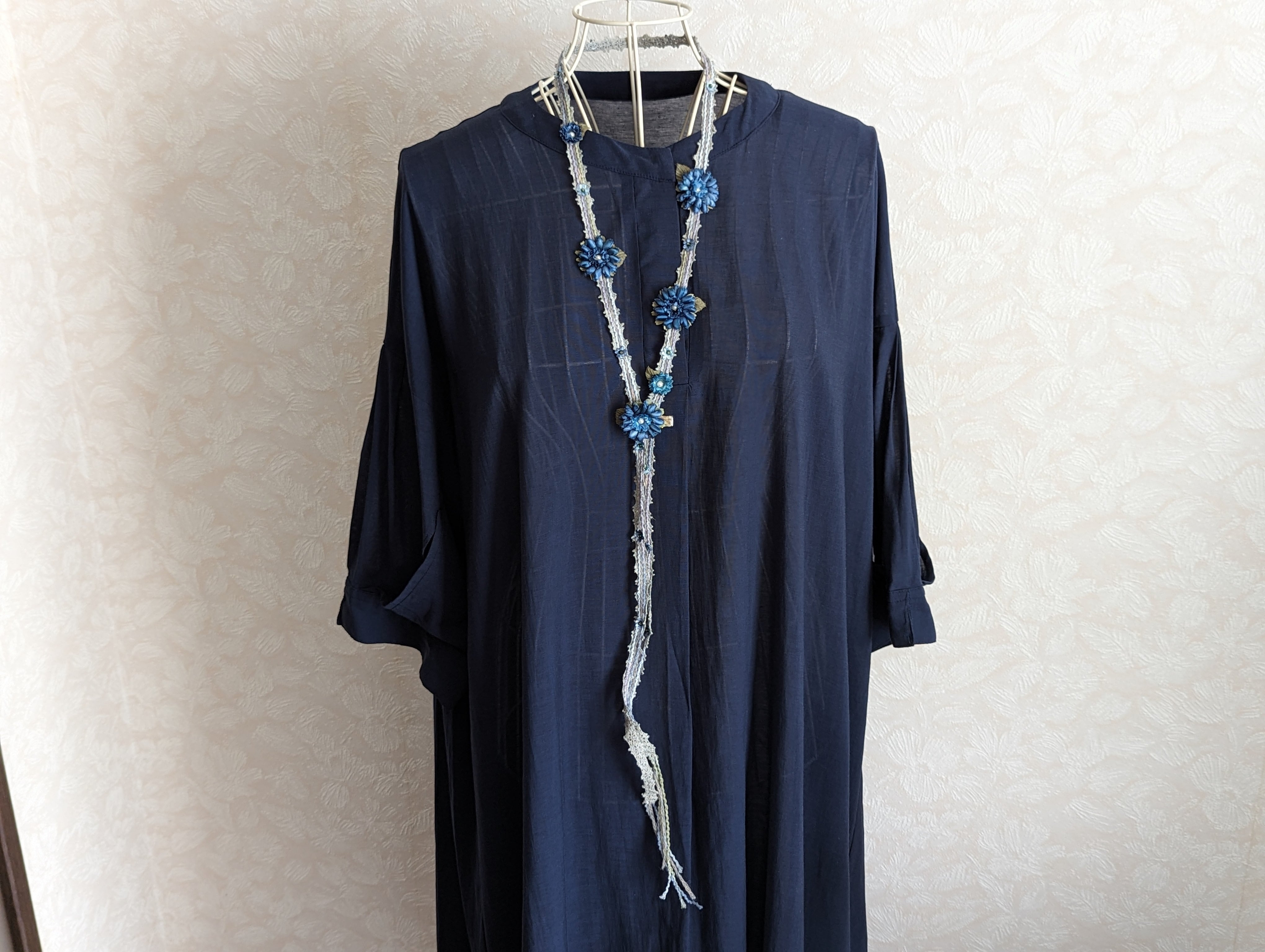 布花 レースとお花のネックレス（靑） | 癒花-Yurarika-