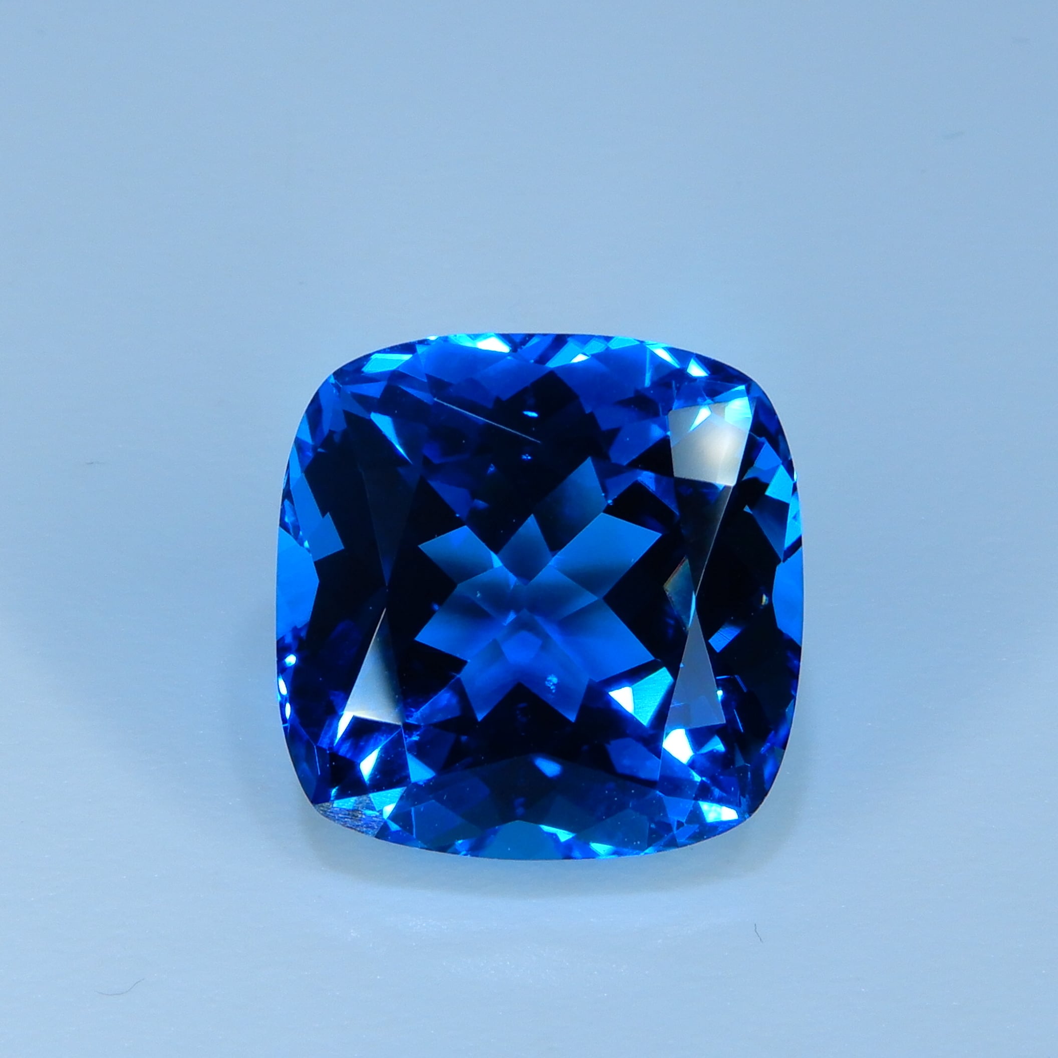 ブルートパーズ 27.90ct【ns-0305】【zo5】 | Sirius Stone powered by BASE