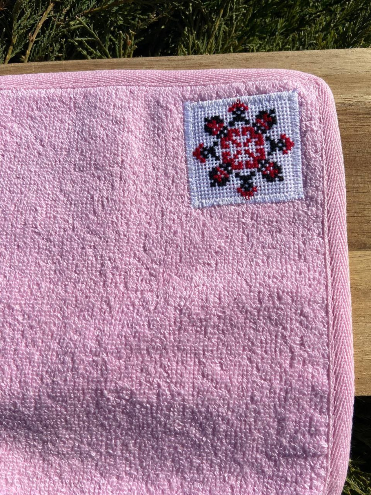 ウクライナ暗号手刺繍入りハンカチー 母国　(Батьківщина)　ハンドタオル - 2