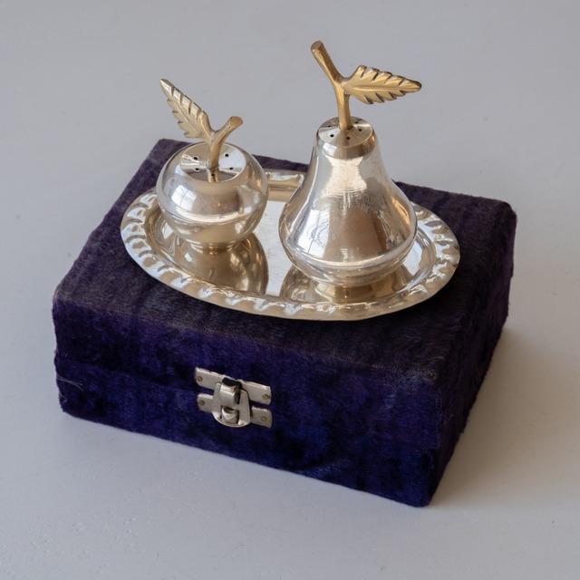 Salt & Pepper Shaker