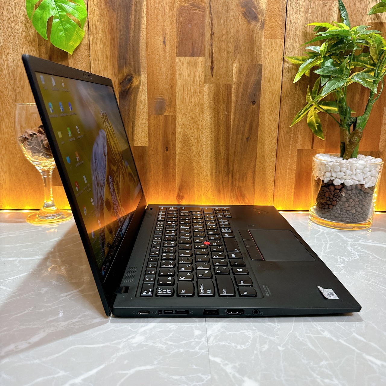 人気/ Lenovo ThinkpadX1Carbon/メモ16GB/SSD512GB/最高峰i7第10世代/ノートパソコン