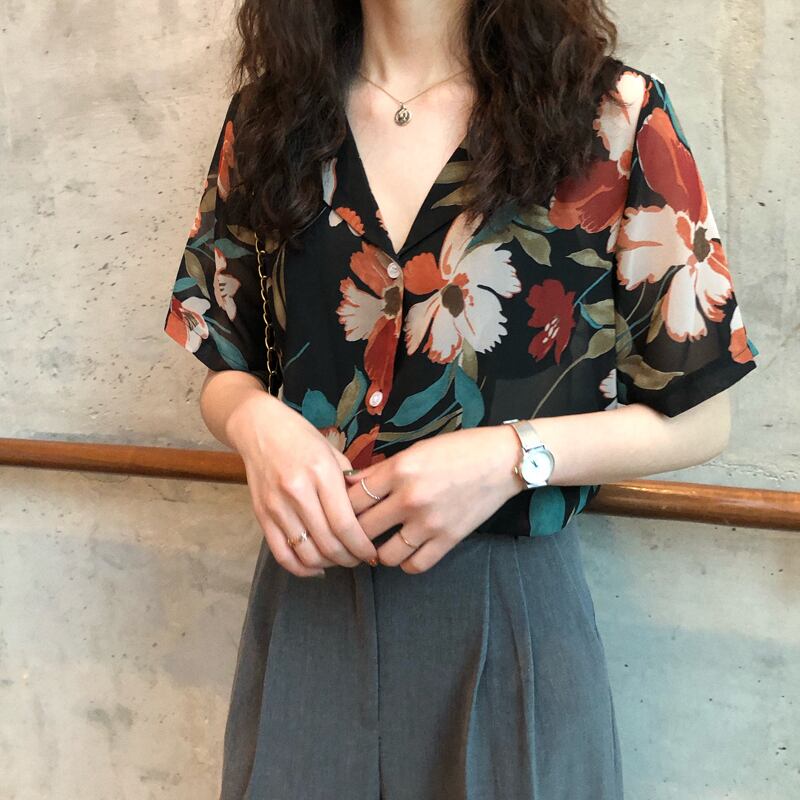 シャツ女性デザインセンスニッチ春服2020新しいレトロビッグフラワーシフォン半袖スーツ襟シャツトップ 1号婦人50897508155