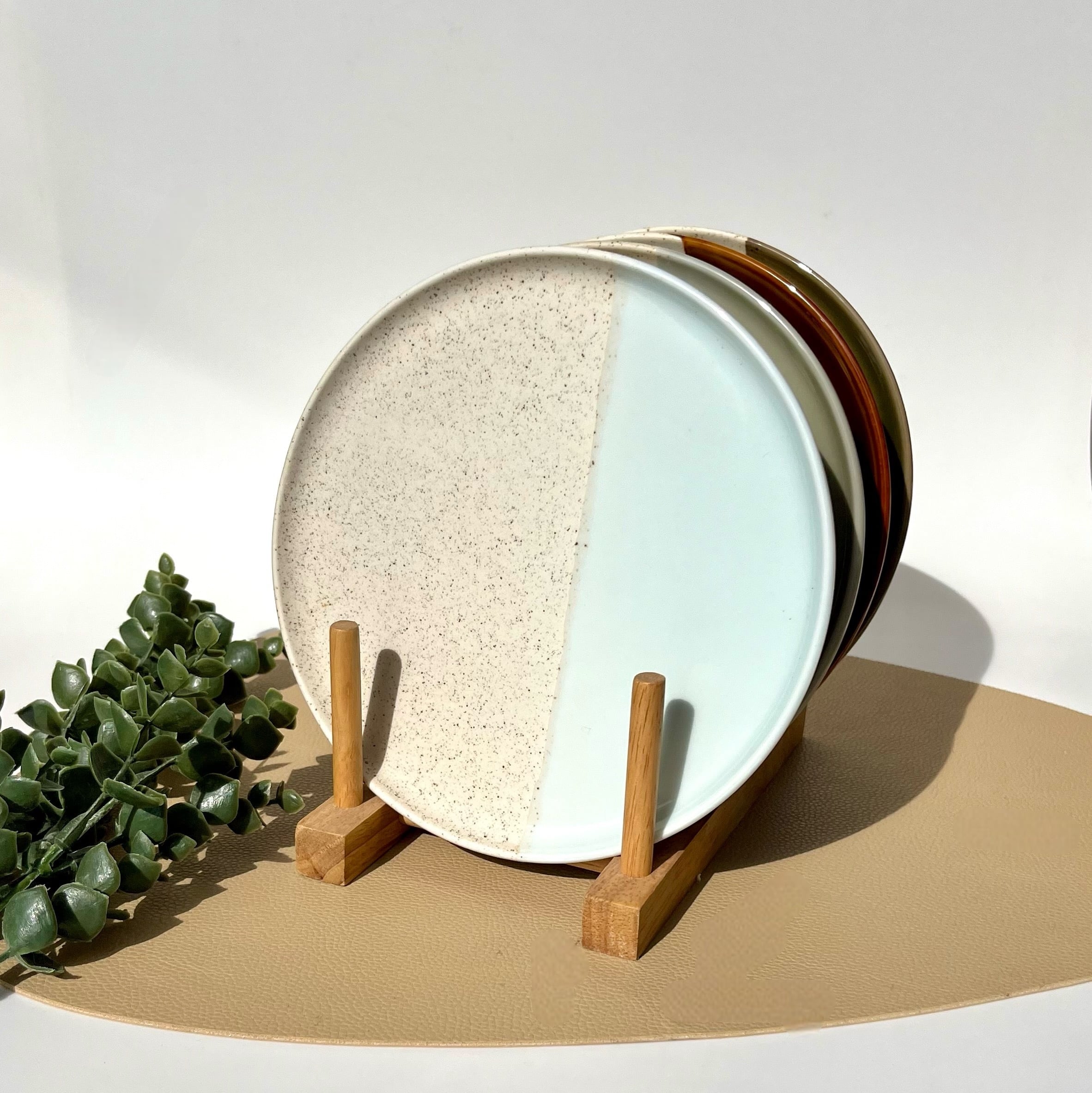 ガラス工芸作家　江口智子作　熔壌ガラス　薬師寺土　冷酒盃　共箱　V　R5910 ガラス工芸作家 江口智子作 熔壌ガラス 薬師寺土 冷酒盃 共箱 V