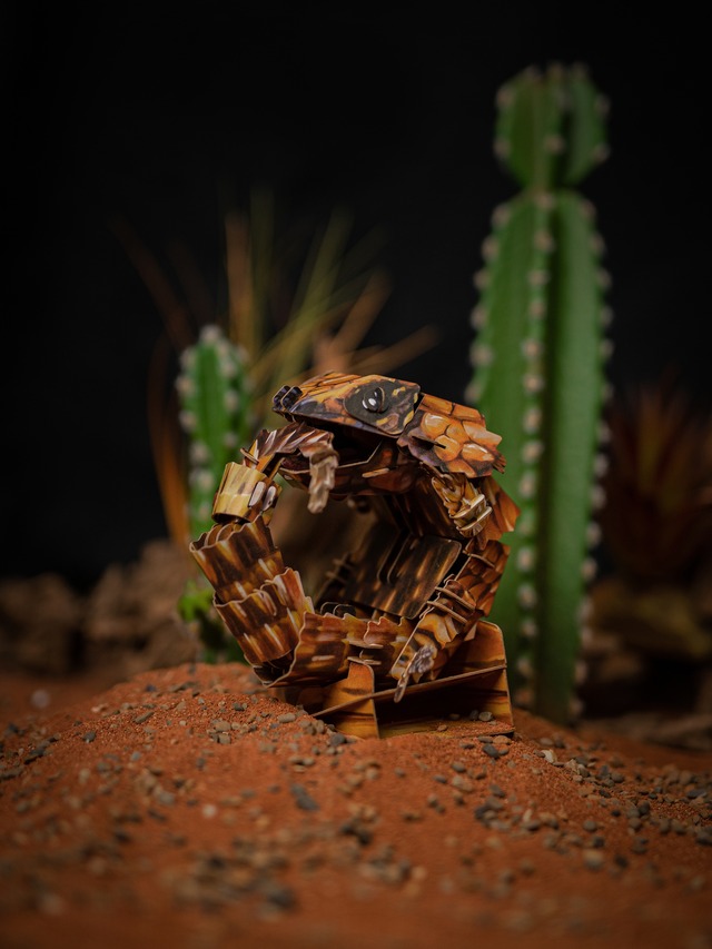 MAKEBUG　可動シリーズ-アルマジロトカゲ