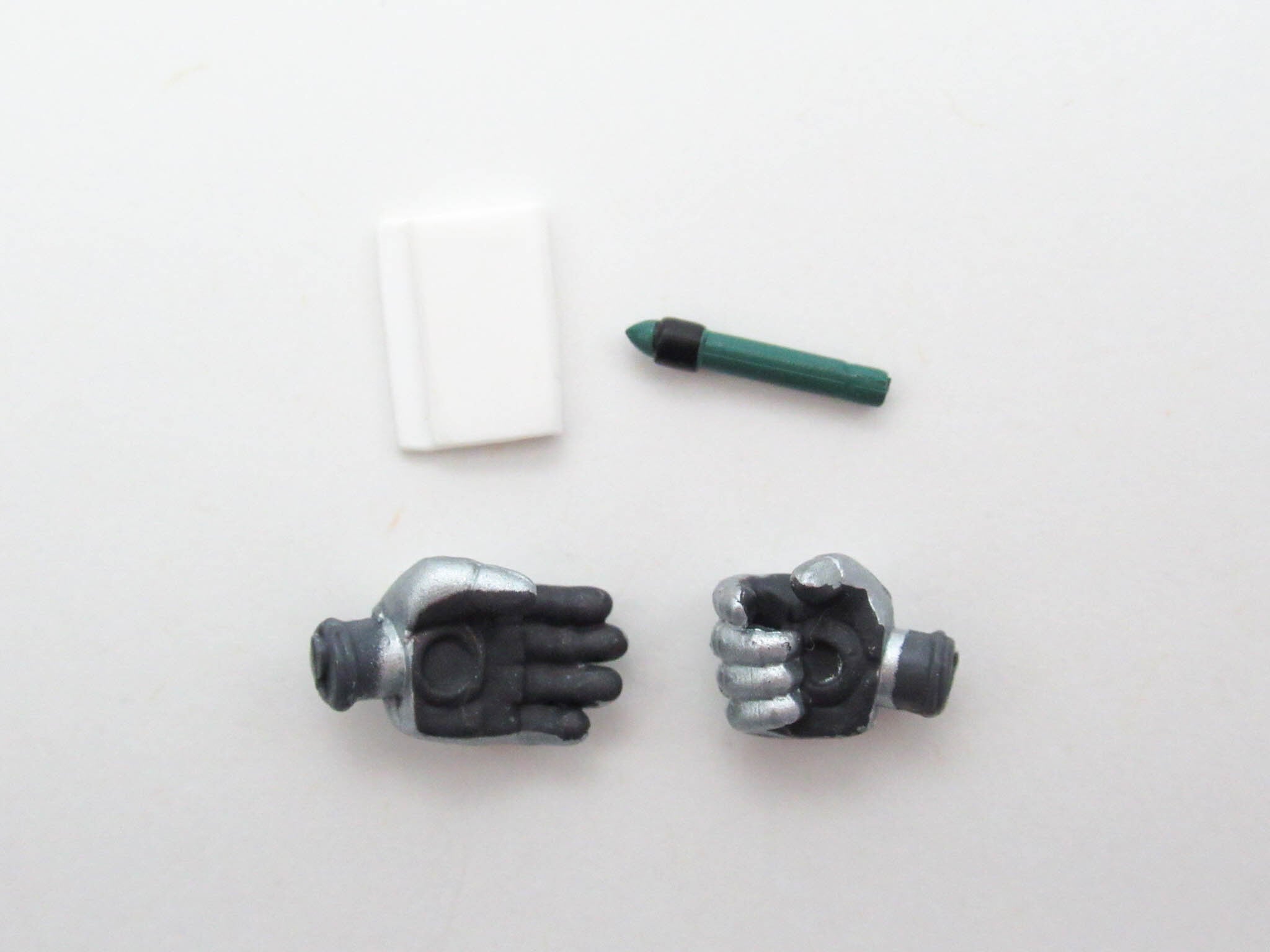 再入荷【645】 ジェノス 小物パーツ メモ帳とペン ねんどろいど