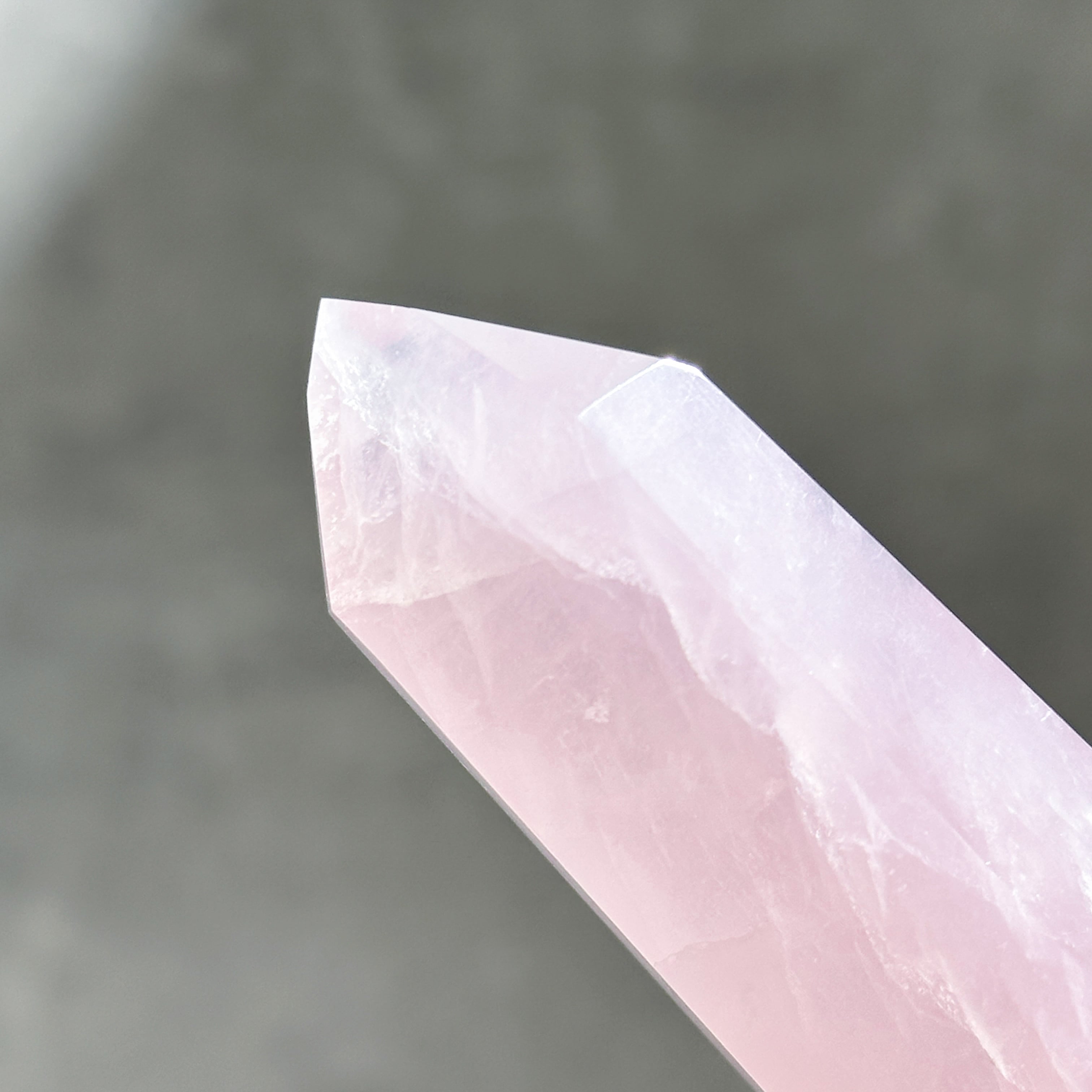 高品質】バイーア産ローズクォーツ タワー91◇ Rose Quartz ◇天然石