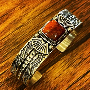 アンディーキャドマン（Andy Cadman）スパイニーオイスター　バングル