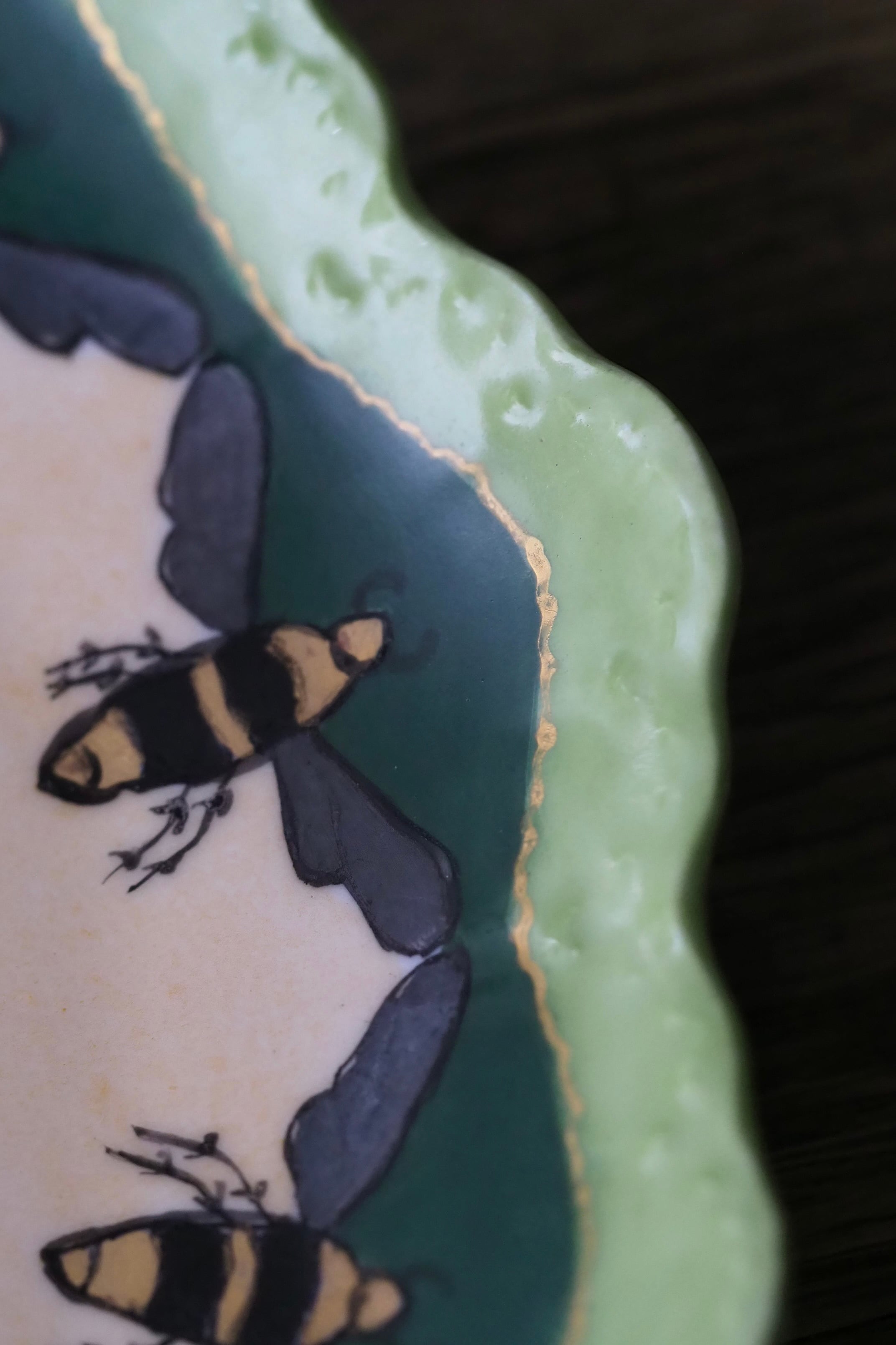 アンソロポロジー　蜂　皿 国内在庫）The Bistro Tile Stoneware Bread Plate - ANTHROPOLOGY