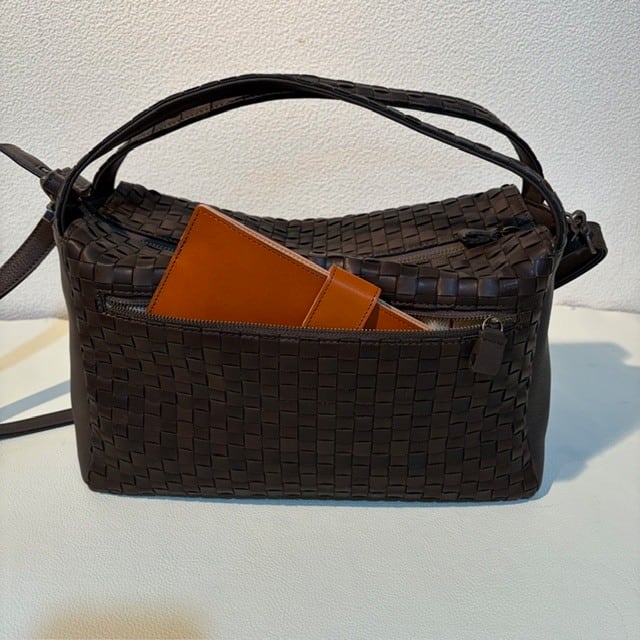 B.stuff　貴重品！ボックスシルエット2WAYバッグ(大) ブラックオリーヴ