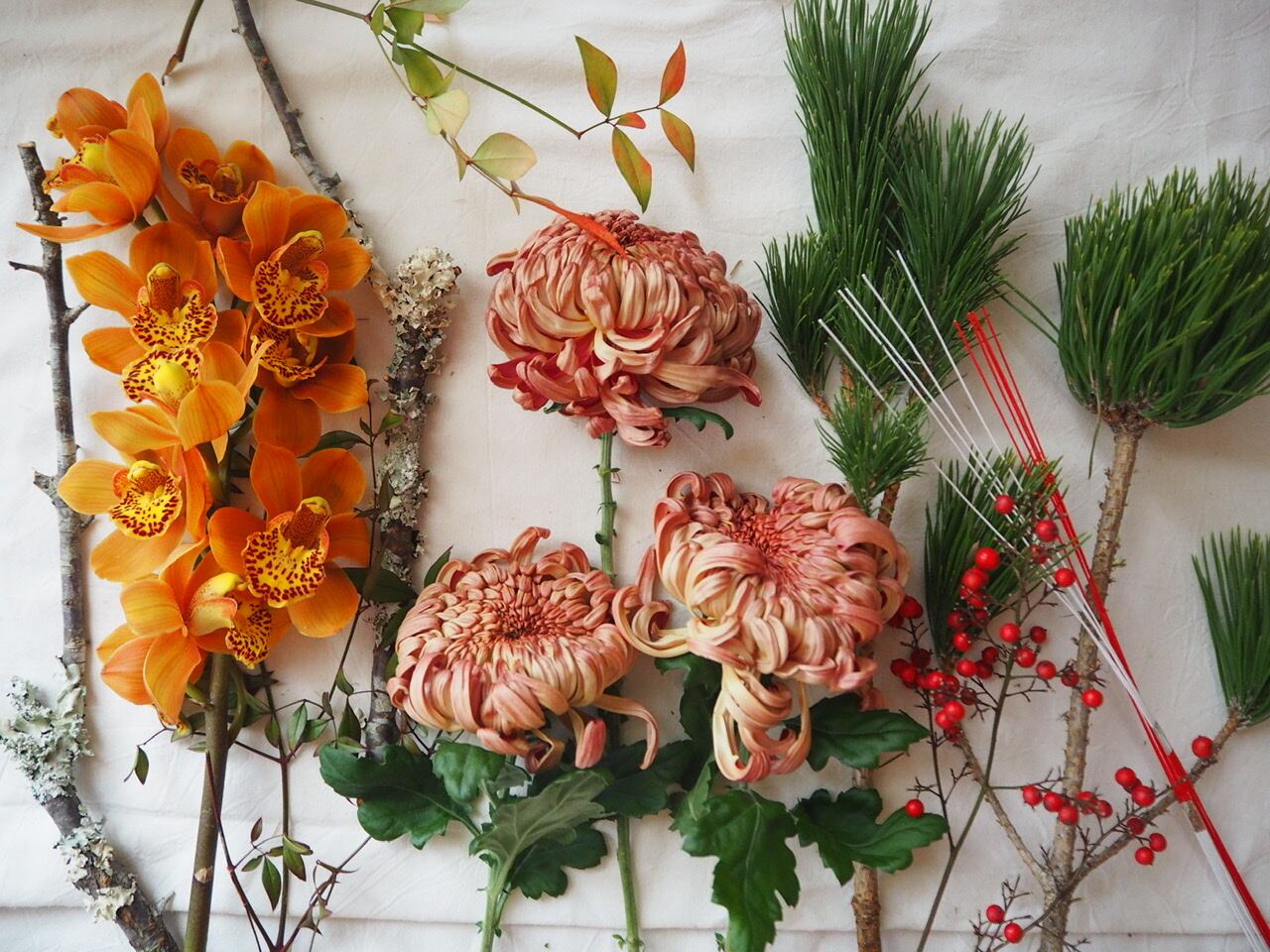 【宅配】お正月のおうち花 花束タイプ 【松】【26~28いずれか着】