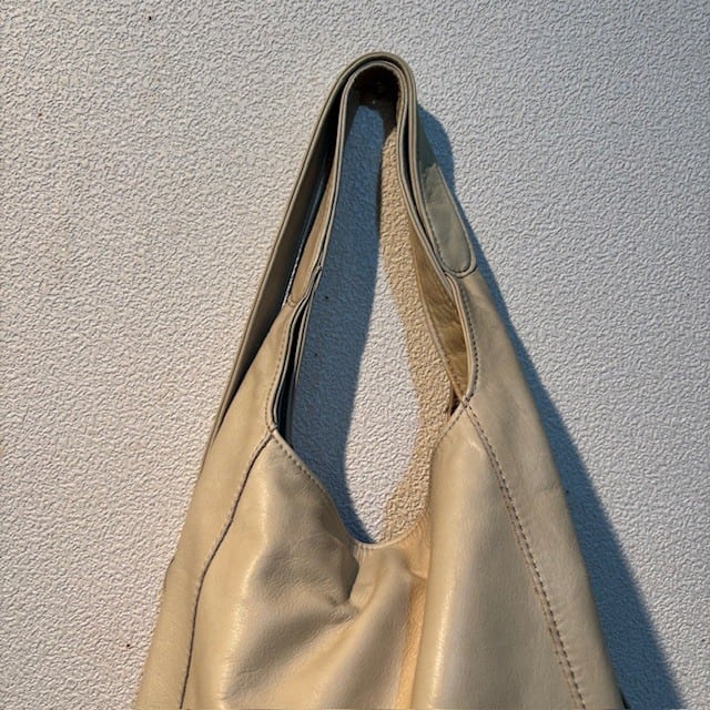 B.stuff　人気NO.1リュック(アーティーチョーク)