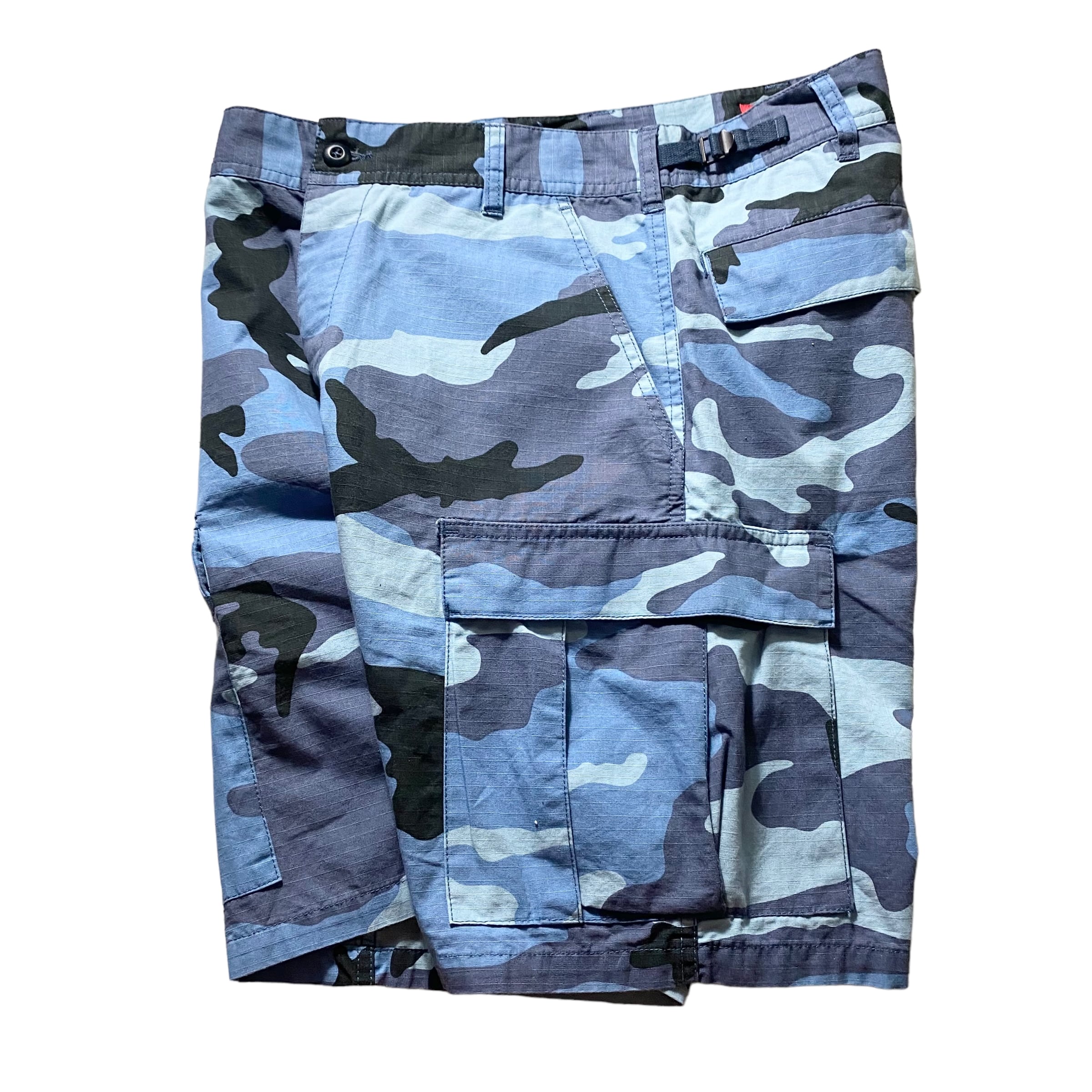 SUPREME blue camouflage cargo shorts | NOIR ONLINE