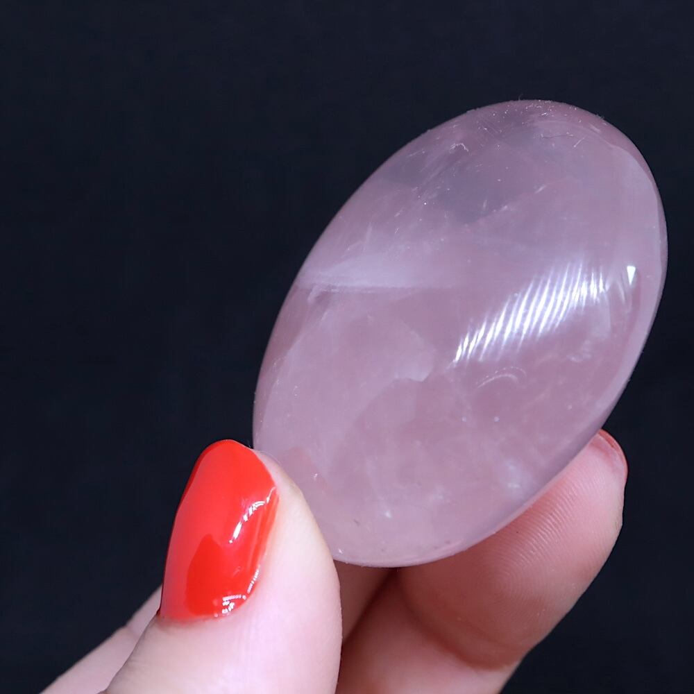 SALE※ ブラジル産 ローズクォーツ 紅水晶 にぎり石 マーム SALE※ ブラジル産 ローズクォーツ 紅水晶 にぎり石 マーム