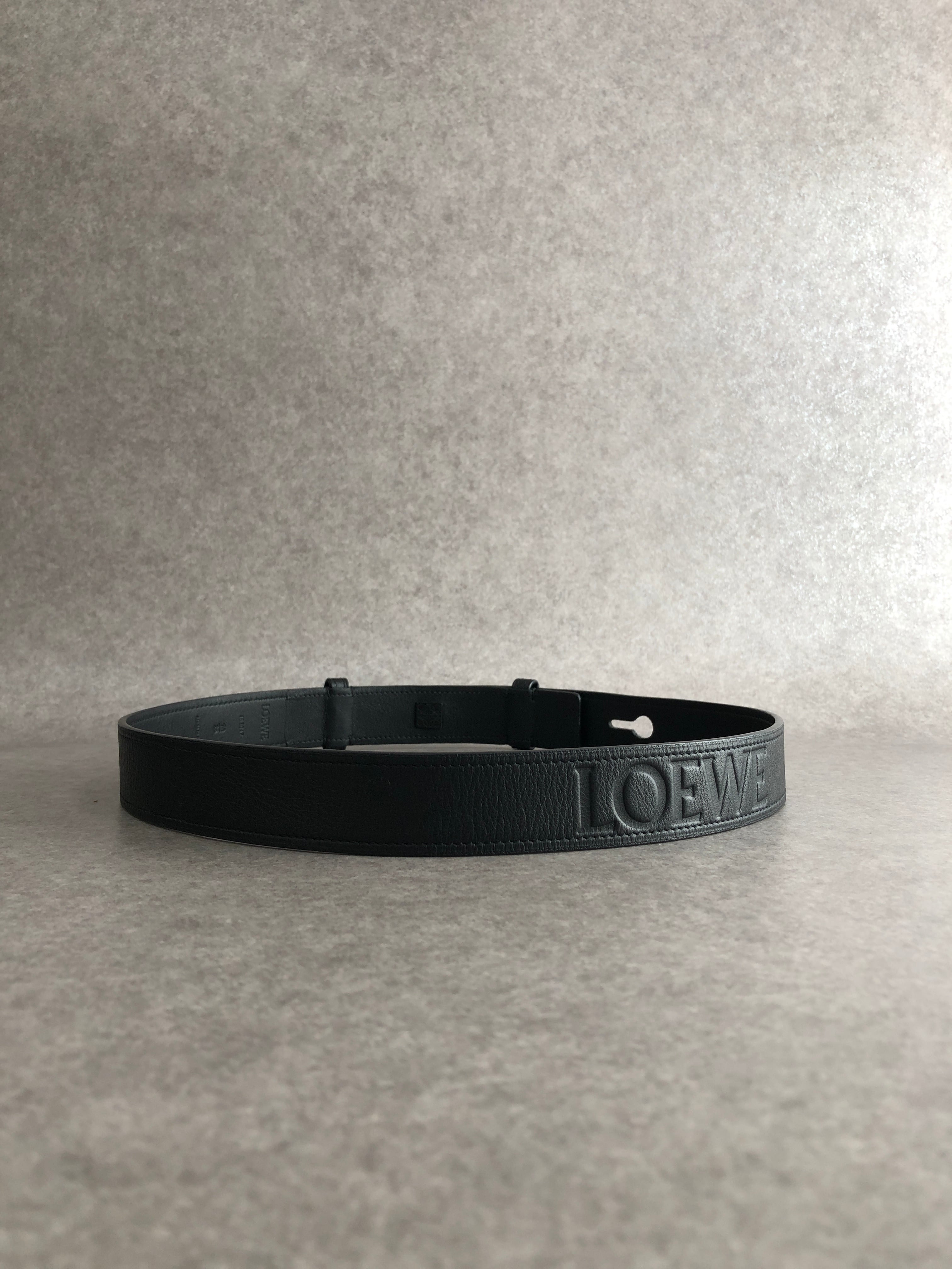 LOEWE レタリング　ブラック　レザーベルト　オールドロエベ ヴィンテージ LOEWE ロエベ ベルト ブラック ロゴ レザー アナグラム vintage