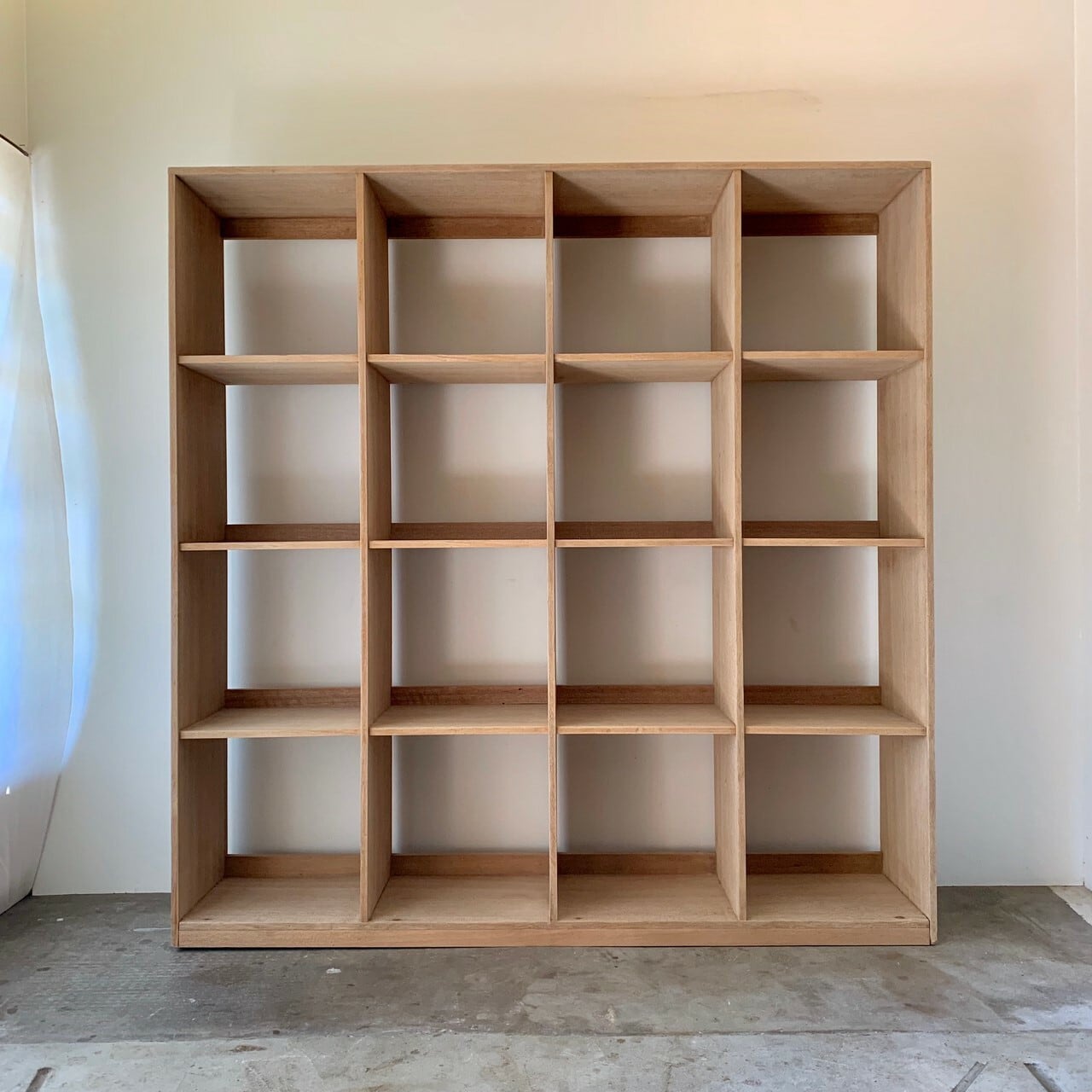 マス目の棚　本棚　古家具