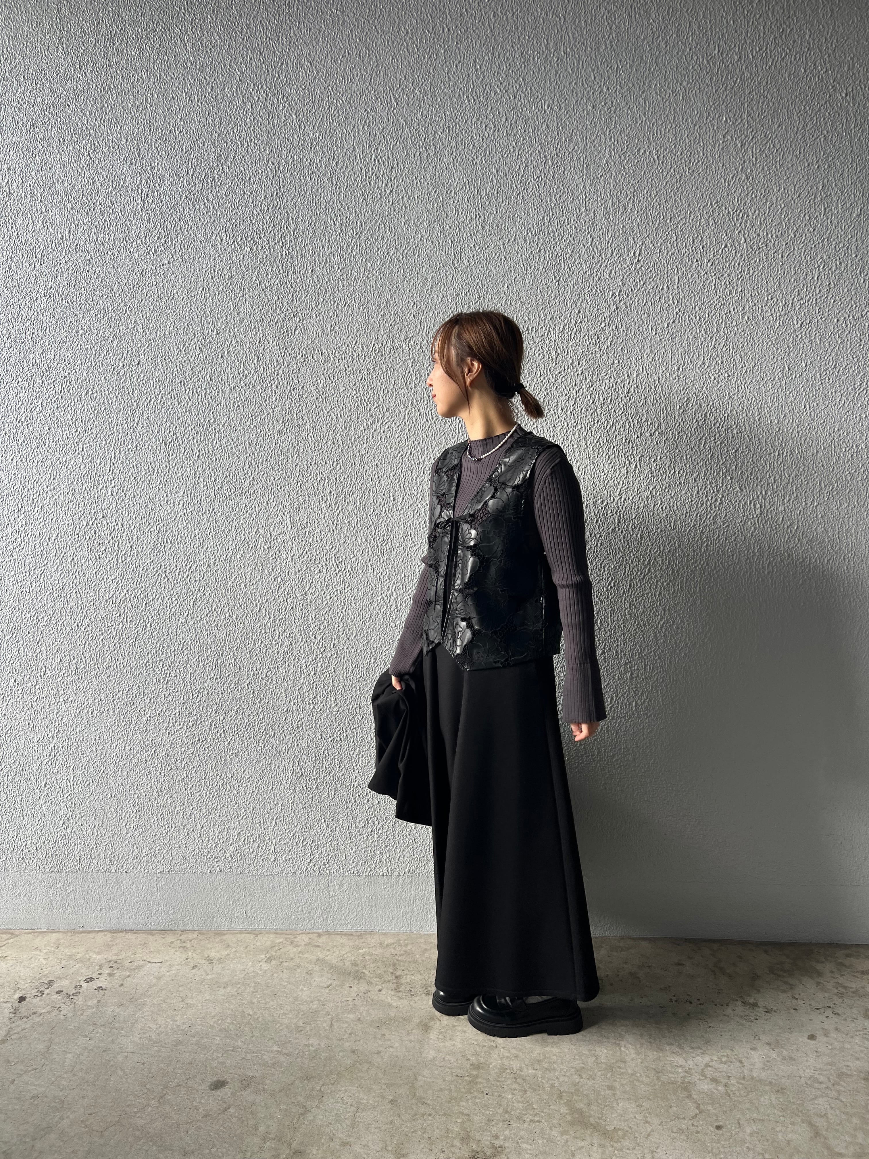 【SELECT】フェイクレザーレースジレ　21-0207