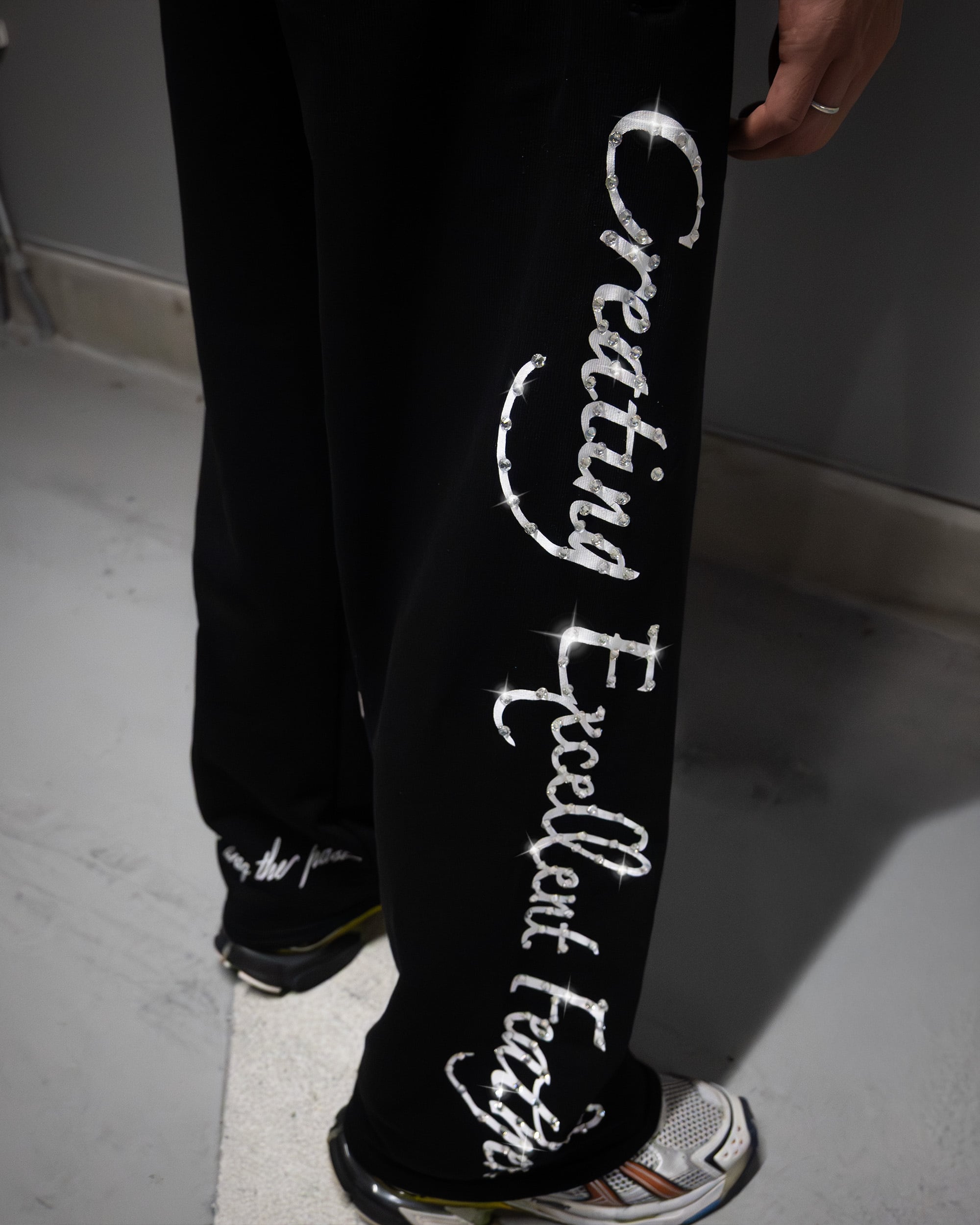 CREEF フレイムデザインパンツ 77a1f786f2a395448964489c9f97fb