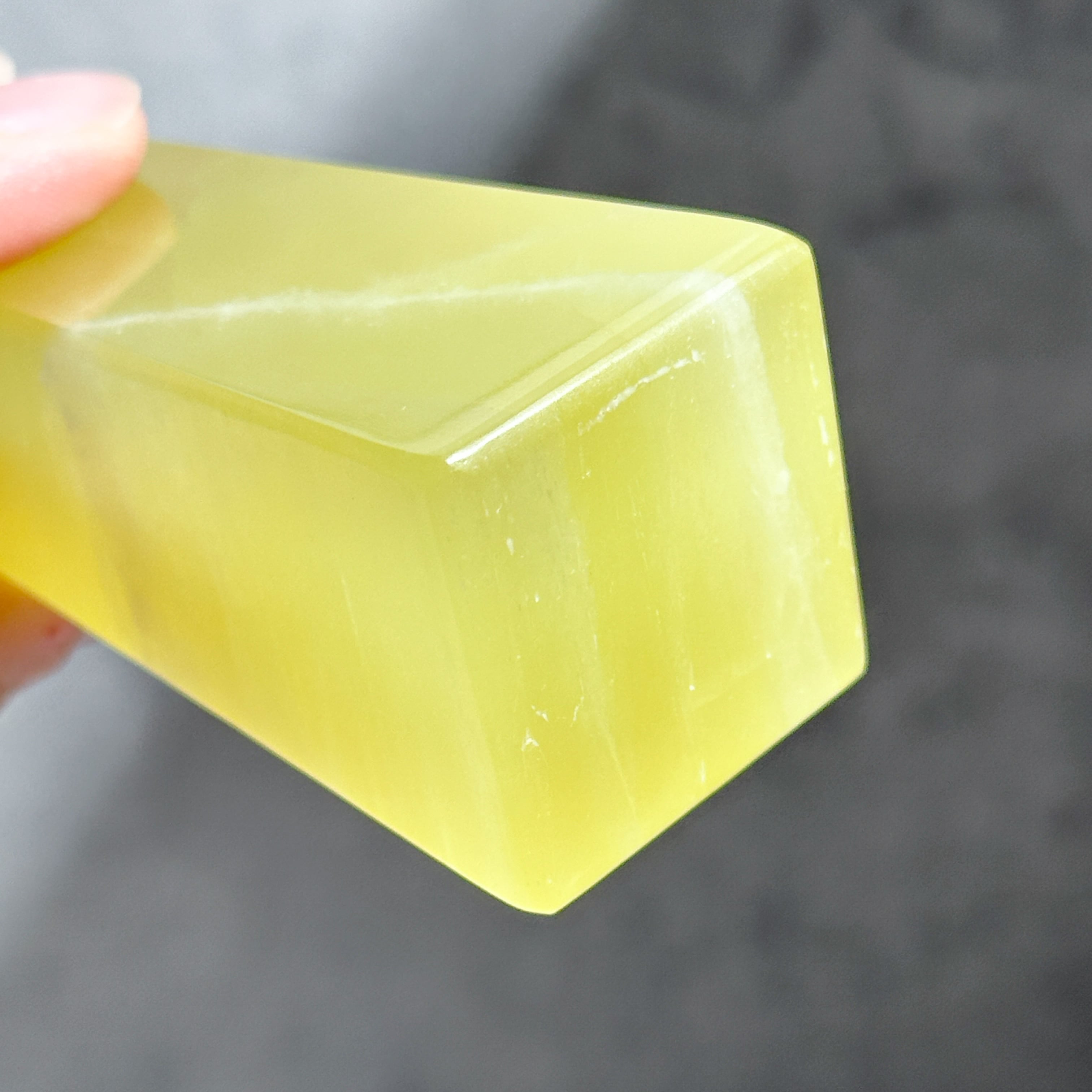 イエローカルサイト タワー63◇Yellow Calcite◇天然石・鉱物