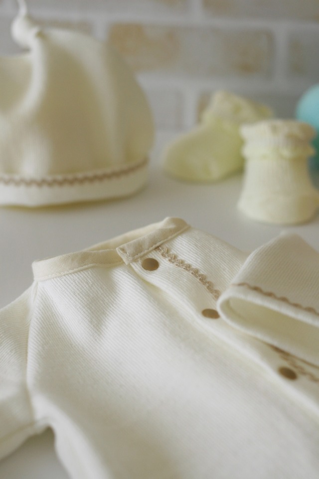 ナチュラルテイストが可愛い♪帽子とロングカーディガンのお出かけセット40cm