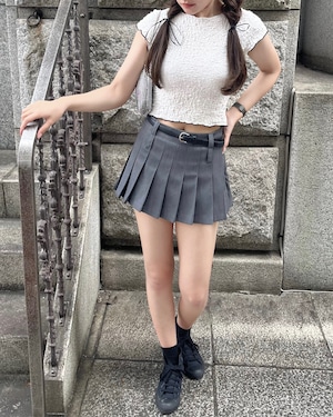 【more than cutie pie】low rise pleated skirt