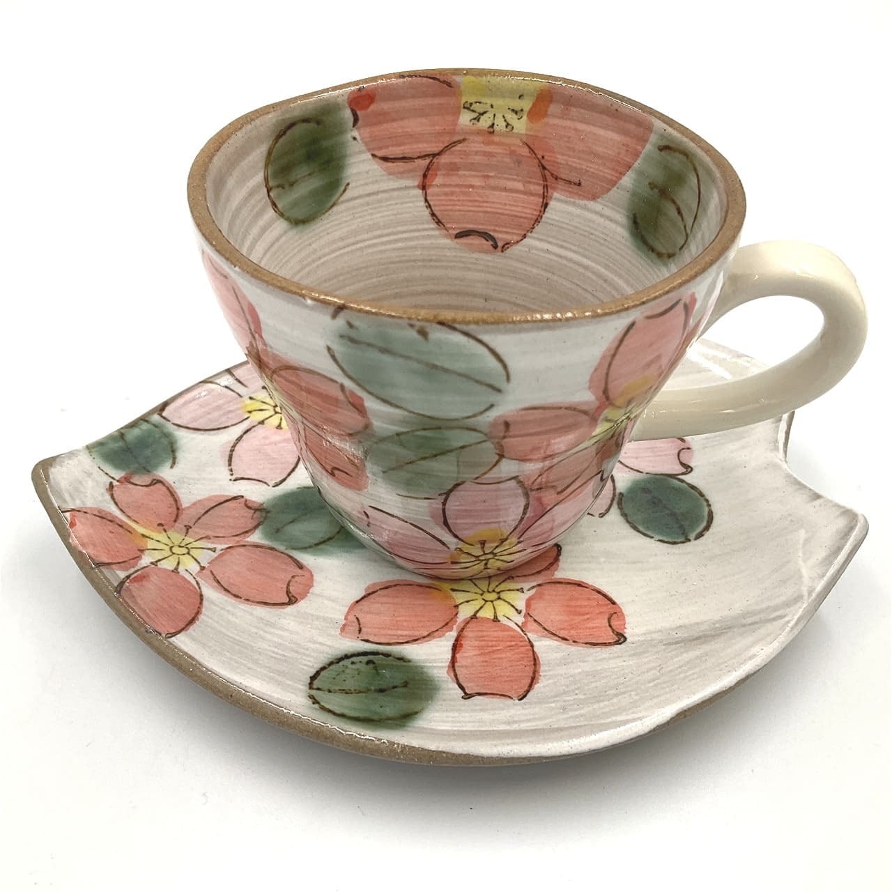 カップ＆ソーサーセット】赤桜花びらカップ＆ソーサー | 和光カタヤマ