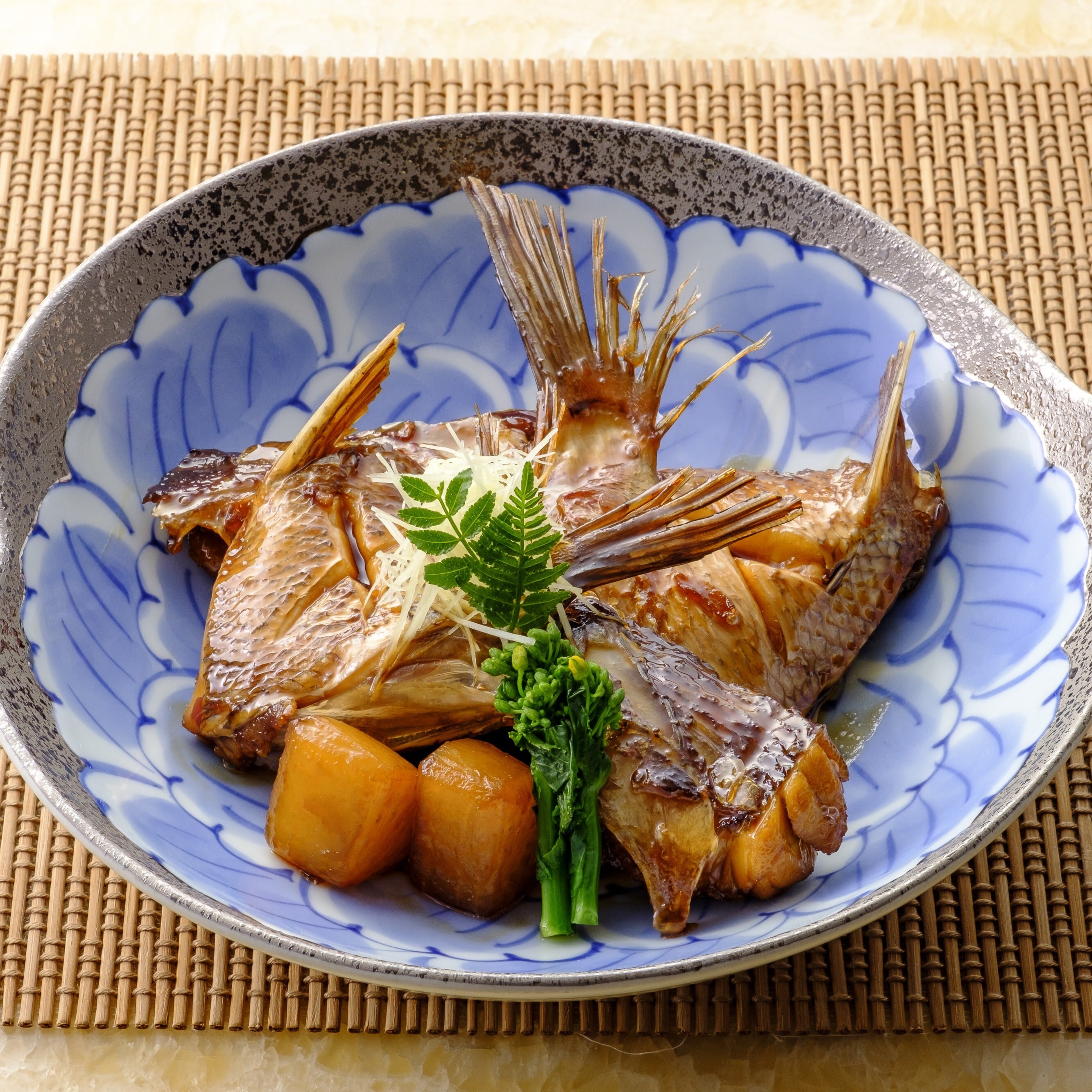 みやび鯛【鯛カマ 1kg】 | 坂田水産オフィシャル みやびDINING