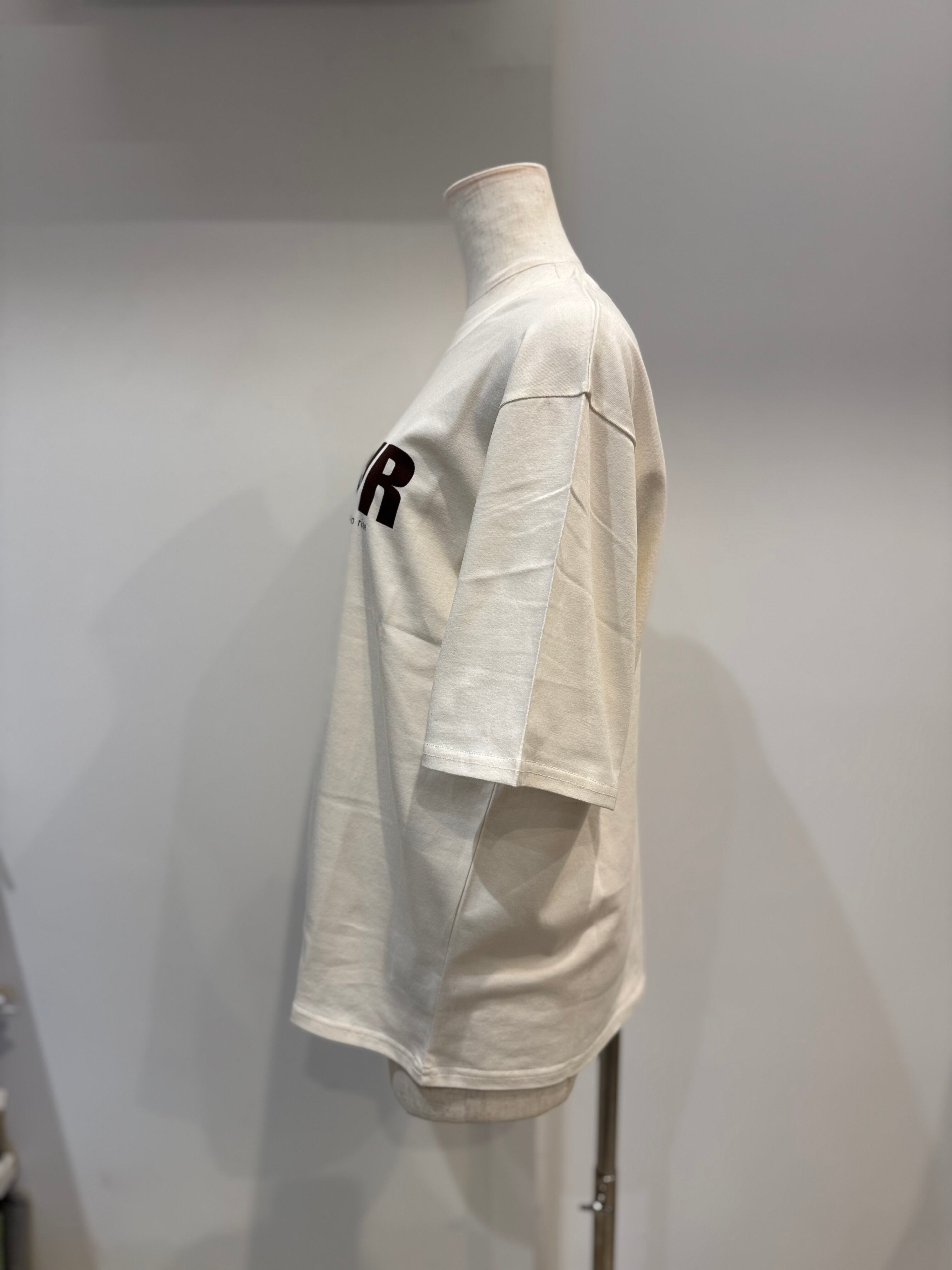 【CHIGNON】"VIGOR"プリントTee 8461-102