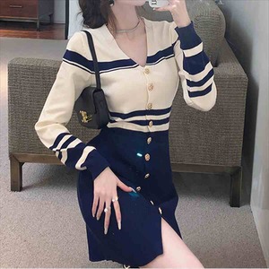 【送料無料】ミニドレス 秋 ワンピース 長袖 バイカラー ボーダー柄 プチプライス 大人可愛い きれいめ フェミニン Vネック 30代 40代 レディースファッション 可愛い お出かけ 女子会 デイリーユース お茶会 お呼ばれ 授業参観 ネイビー ペンシルスカート