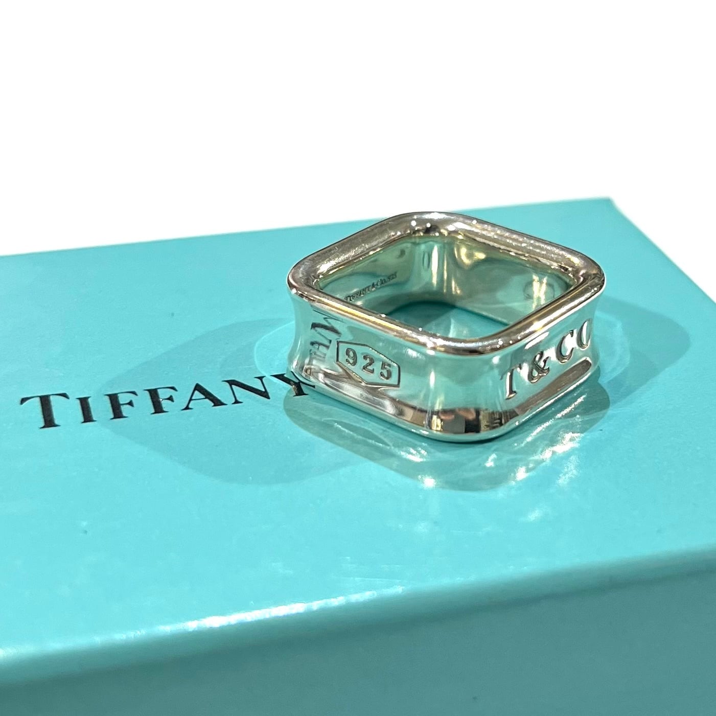 TIFFANY&Co. リング　9号　ヴィンテージ TIFFANY&Co.（ティファニー） 9号 リング・指輪 ナイフエッジ 1999