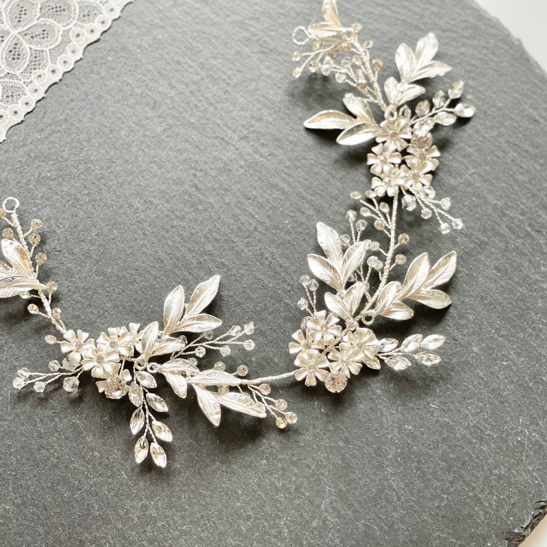 H-044 ウェディング アクセサリー【 小枝ボタニカルリーフヘッドドレス