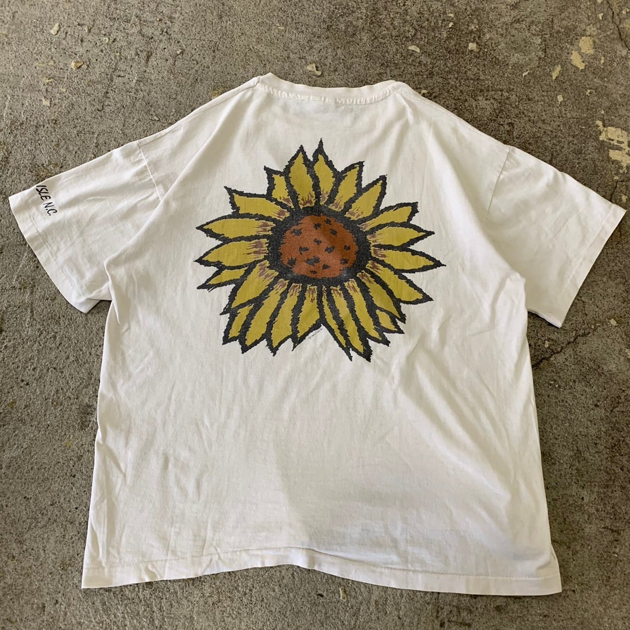 90s sunflower T-shirt