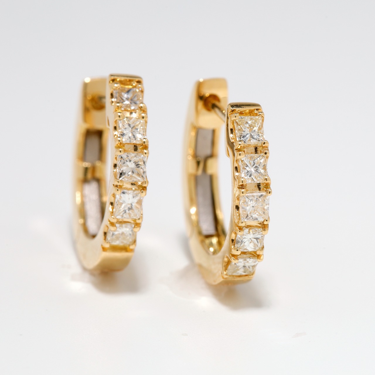 ダイヤモンド フープ  ピアス K18 / 0.290ct×2