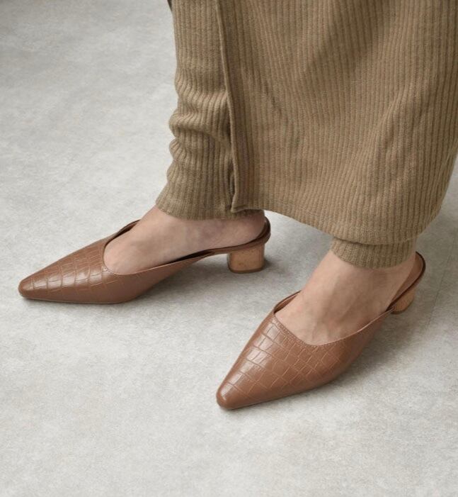 【2color】クロコ型押しサンダル