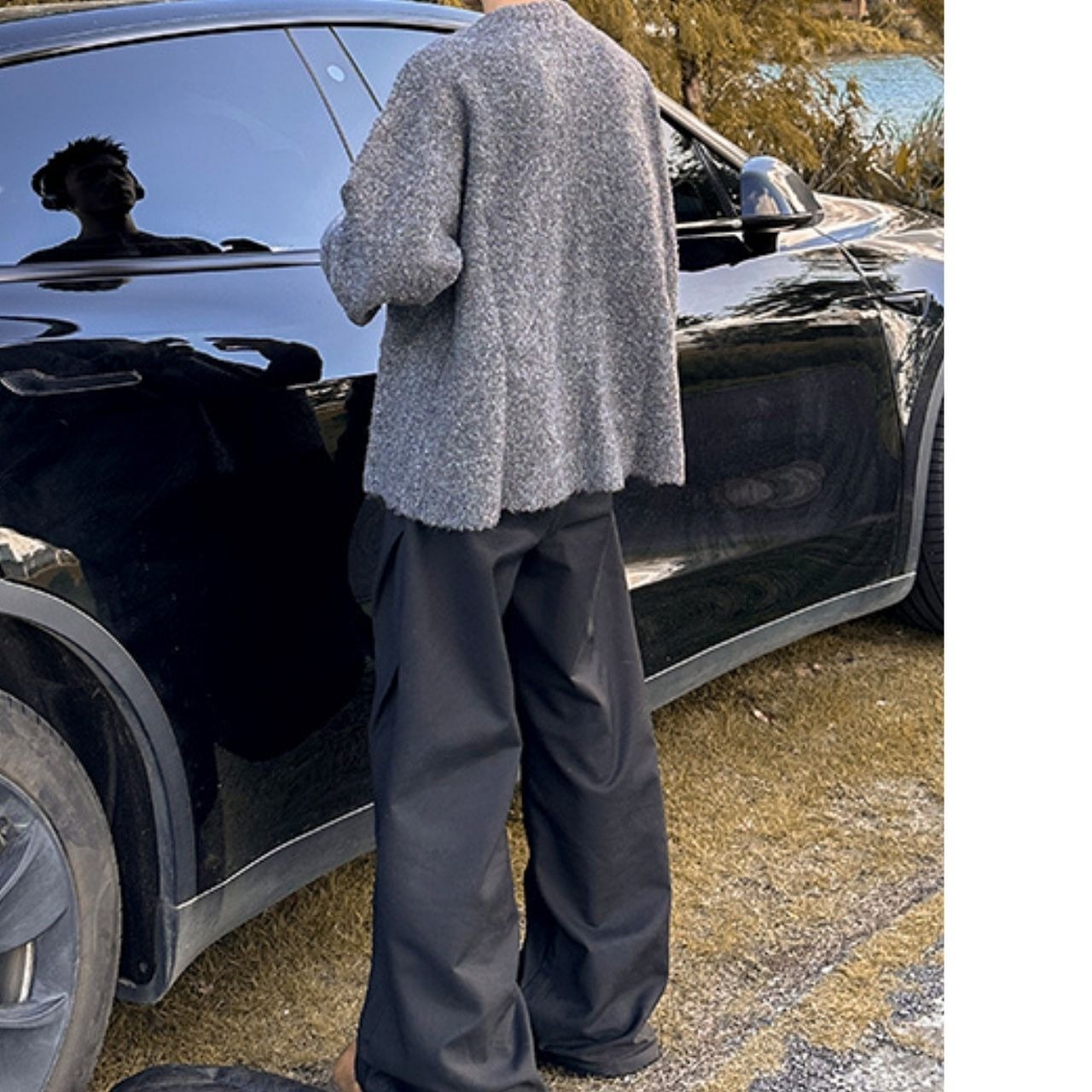 レトロVネックルーズシンプルニット　1081