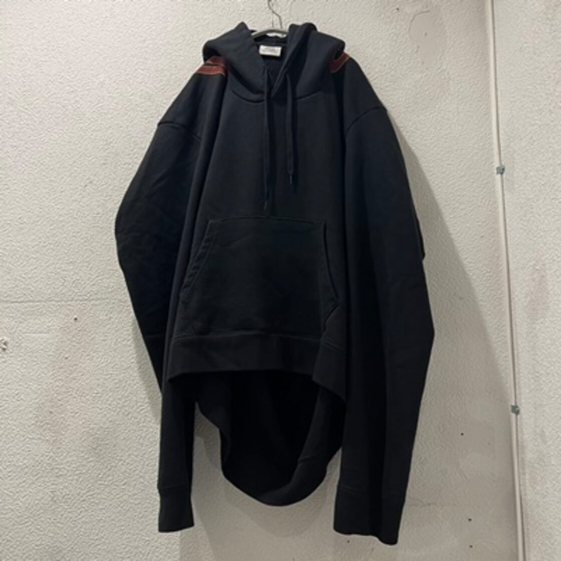 VETEMENTS ヴェトモン WAH18TR7 18AWプルオーバーパーカー M 【表参道 