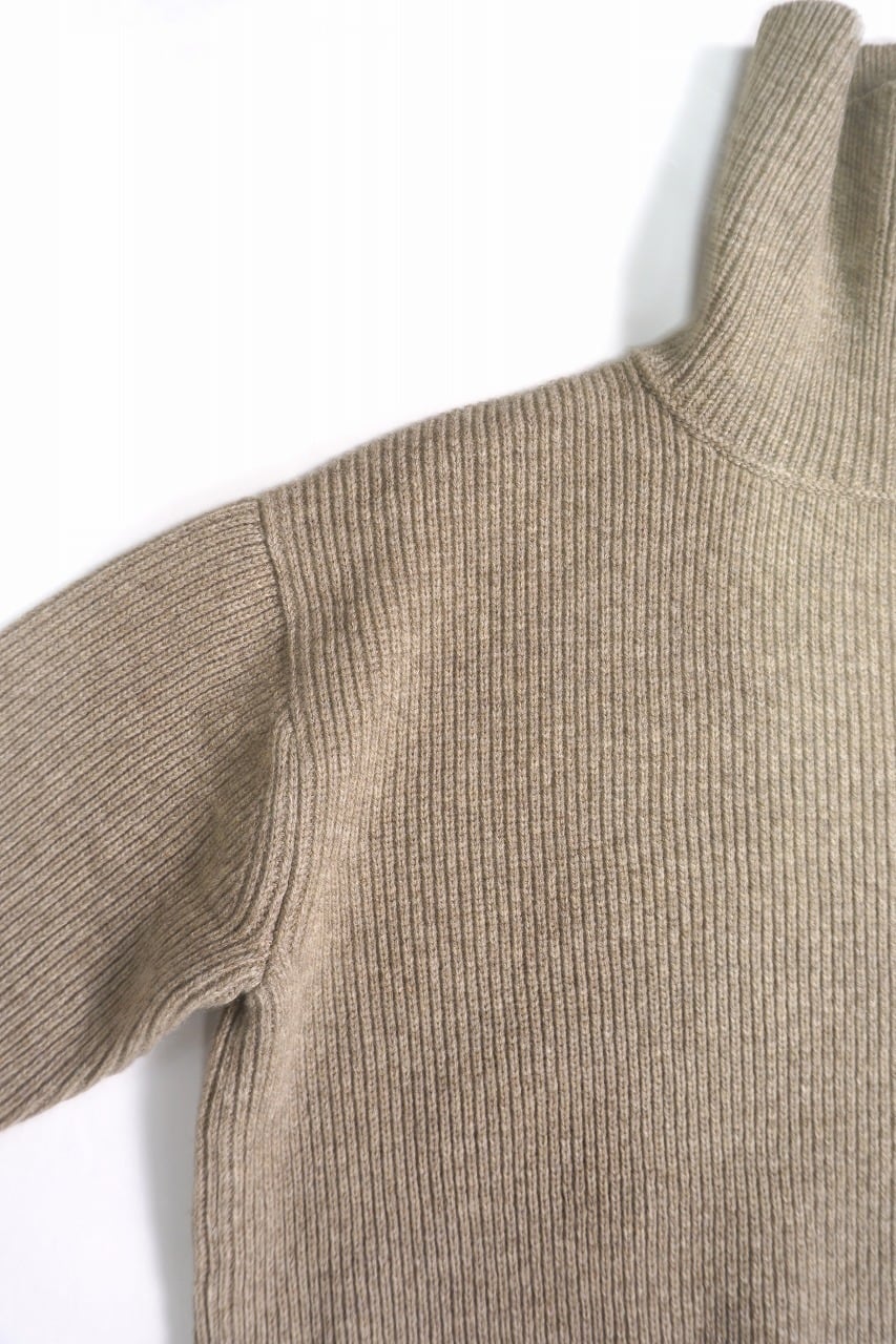 Hand Framed High Neck P/O