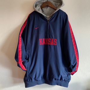 Nike Kansas Jayhawks Anorak wind blouson {ナイキ カンザス ジェイホークス アノラック ウインド ブルゾン 古着 used メンズ} ユニセックス