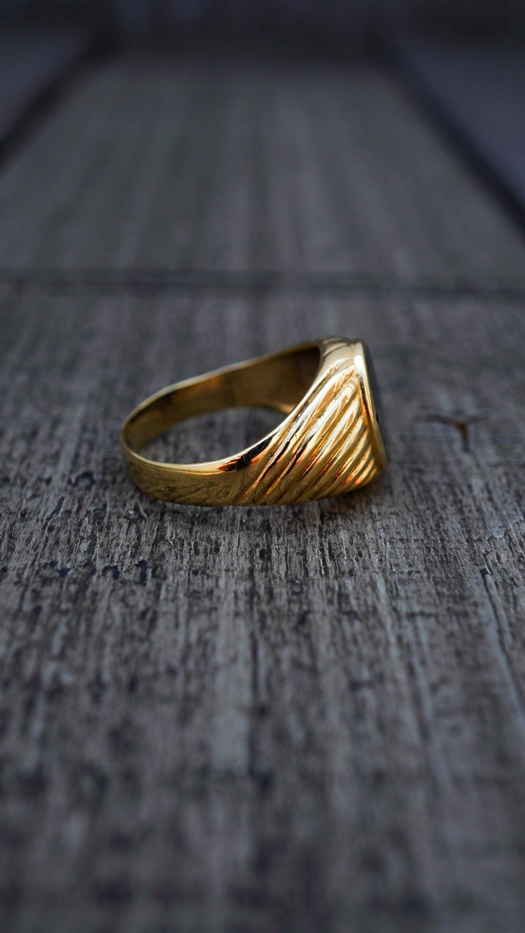 1969】U.K. VINTAGE 9ct イエロー ゴールド シグネット リング 《9金  