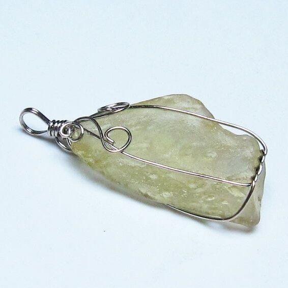 リビアングラス ペンダント 一点物 メール便可 112-13676