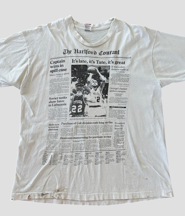 -The Hartford Courant- Vintage 90s XL News Paper Print T-shirt made in USA