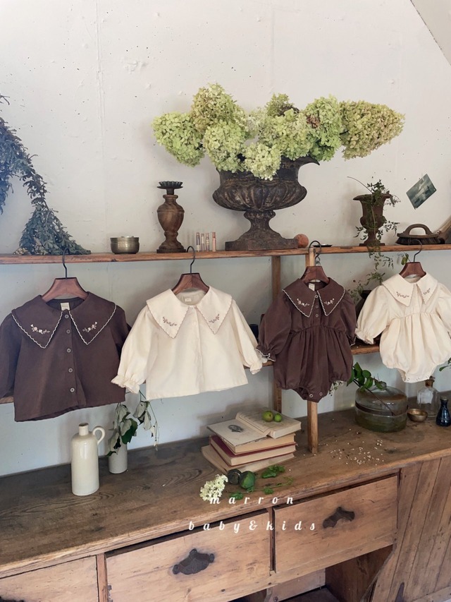 《即納》《marron》embroidered collar blouse