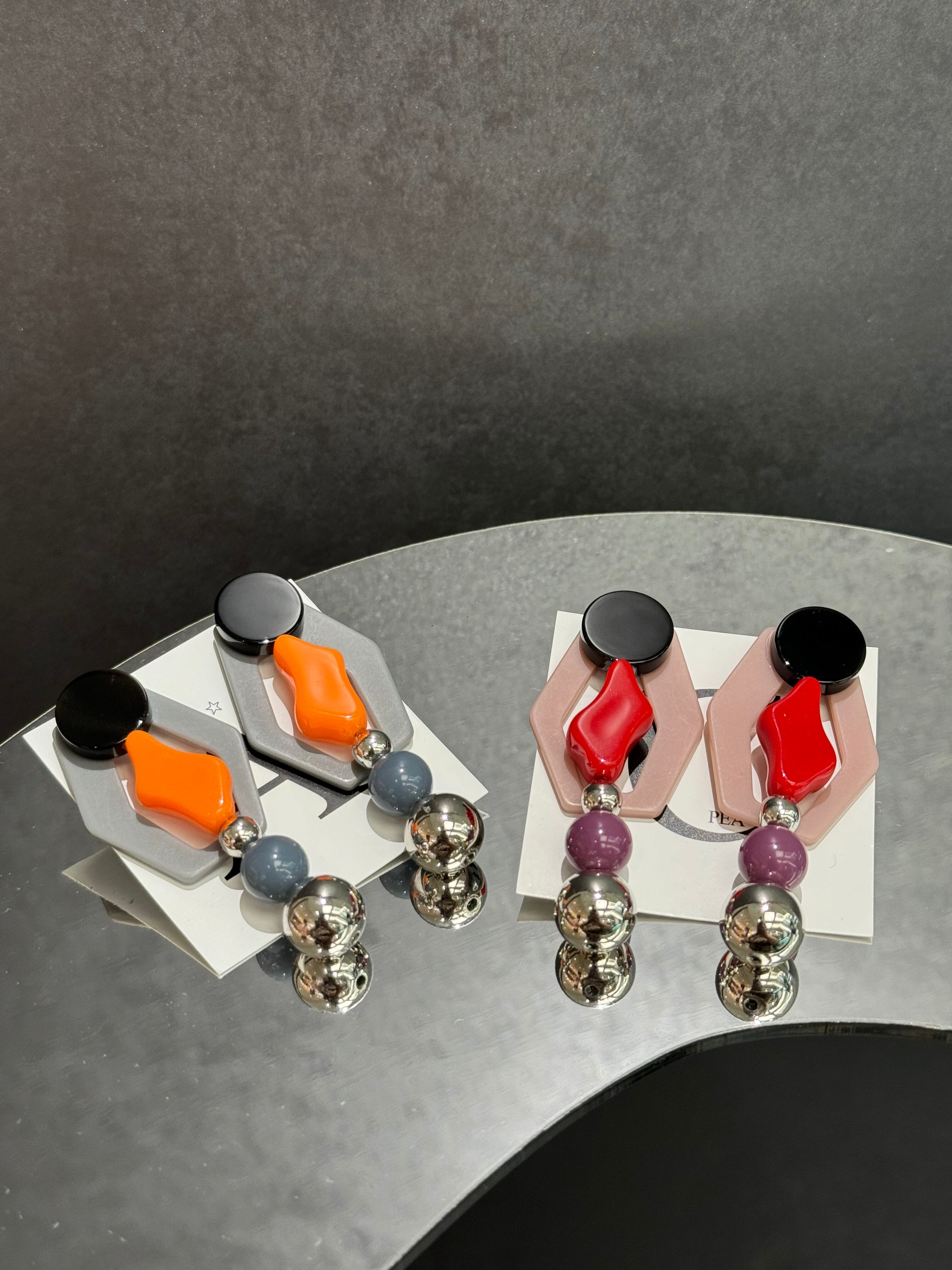 hexagon wiggle stick bon bon