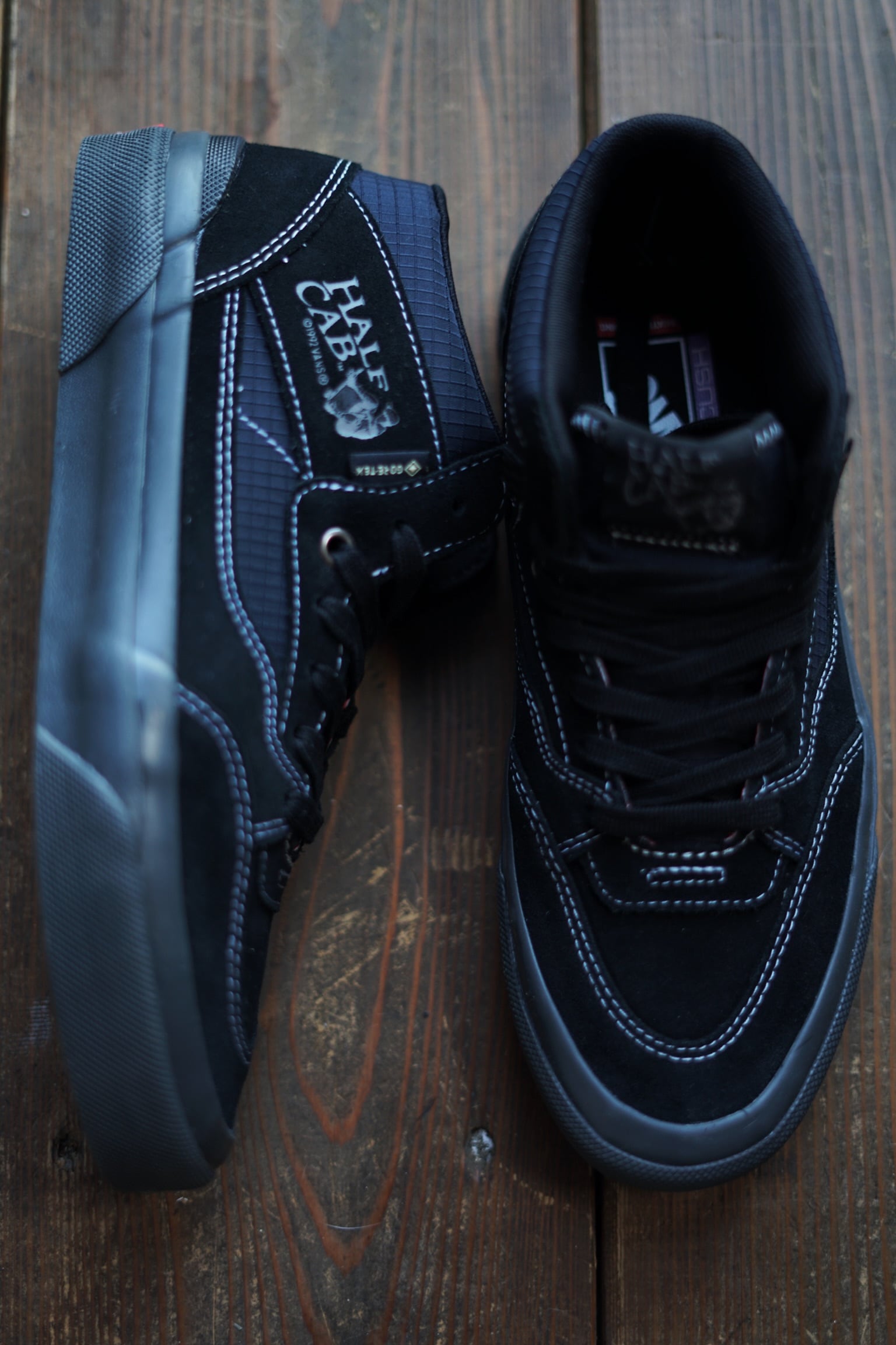 VANS " Skate Half Cab " 30th model Black VOLT local authentic store