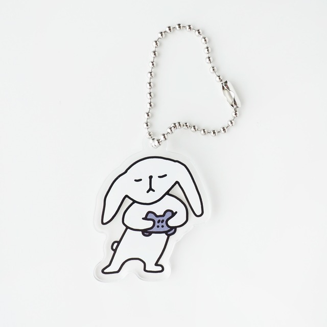 ゲームしてると身体が動いちゃう｜たれみみうさぎさん｜アクリルチャーム