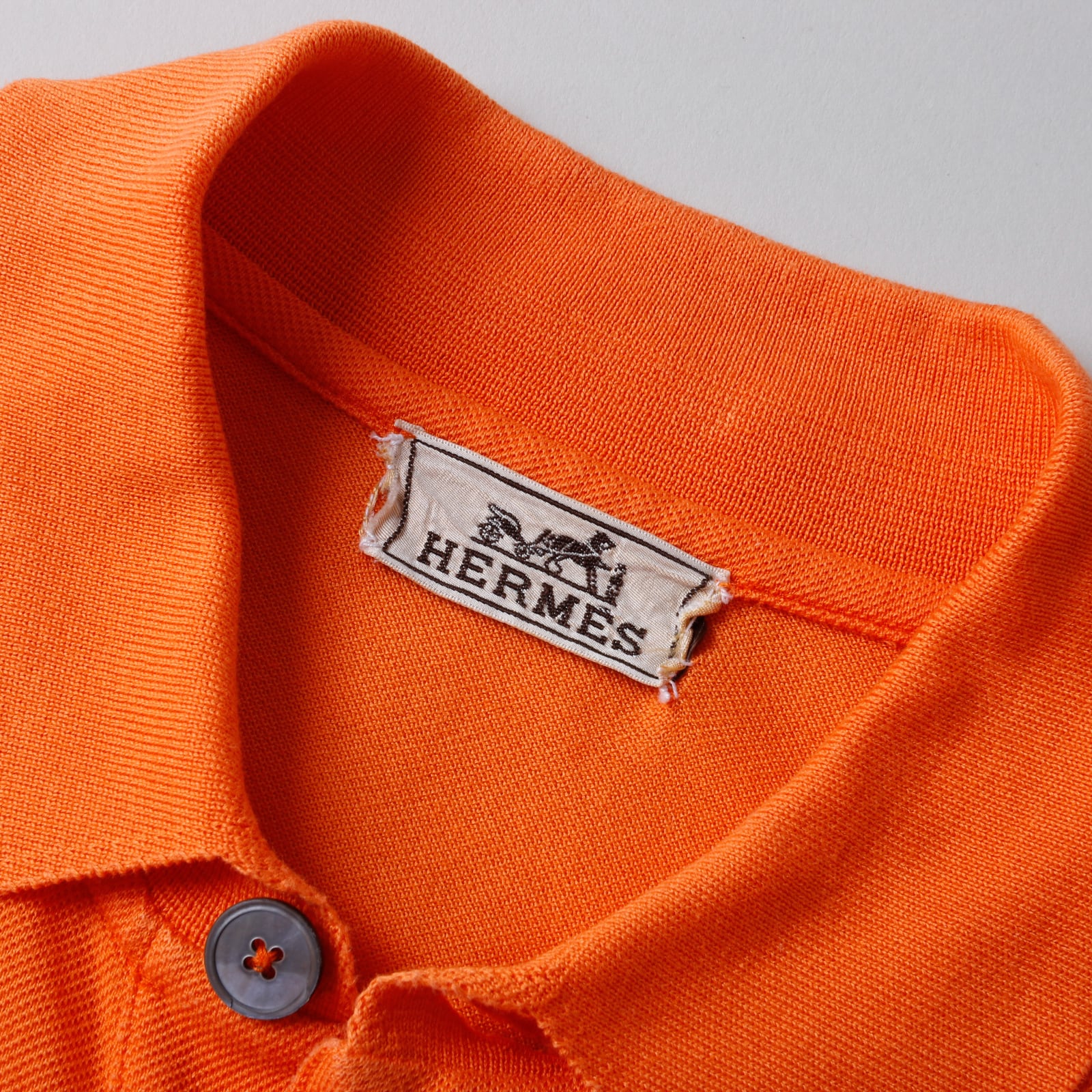 HERMES オレンジス リボン 長袖Tシャツ HERMES オレンジス リボン 長袖