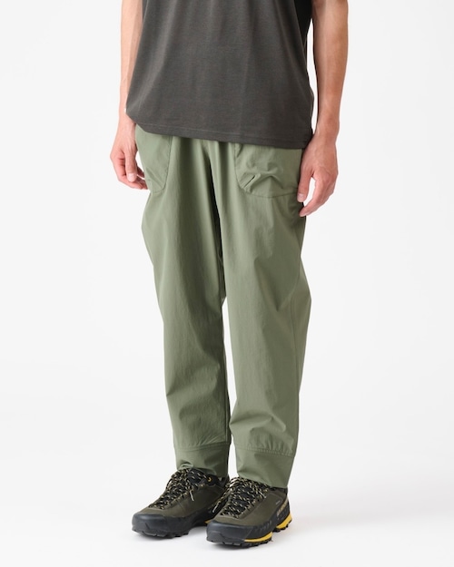 AXESQUIN ELEMENTS ソフトシェルのパンツ