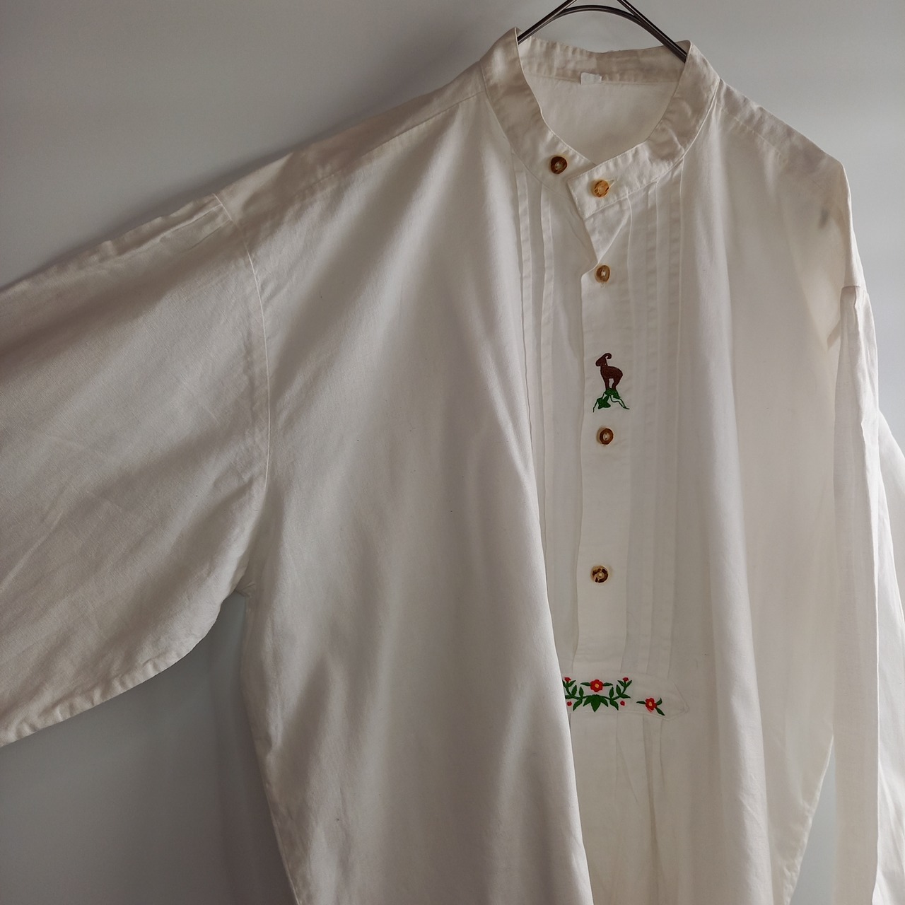 バンドカラー　チロリアンシャツ　ドイツ古着　刺繍　ホワイト　43/44